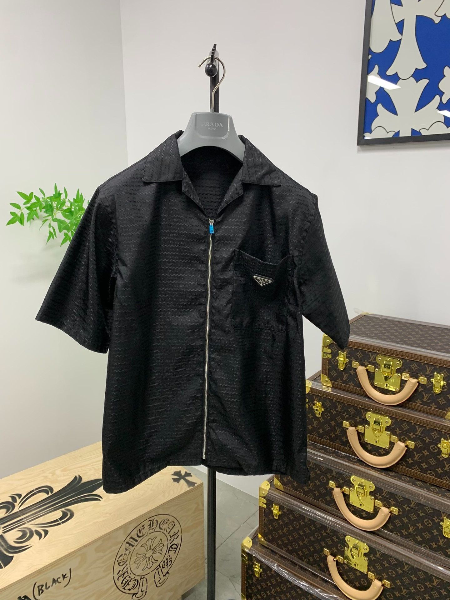 Prada Prada Re-Nylon Triangle Logo Zip Shirt XS Size US XS / EU 42 / 0 - 1 Thumbnail