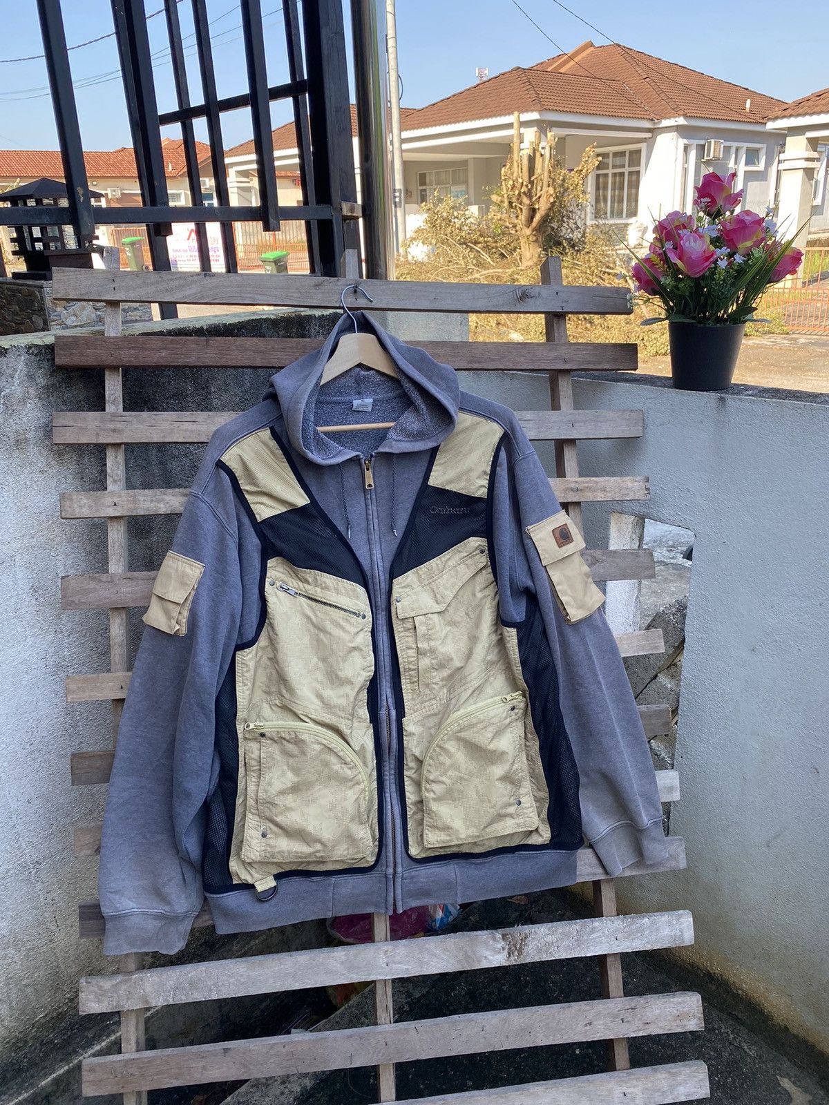 Carhartt Vintage Distressed Carhartt Reworked Utility Hoodie Jacket Size US XXL / EU 58 / 5 - 2 Thumbnail