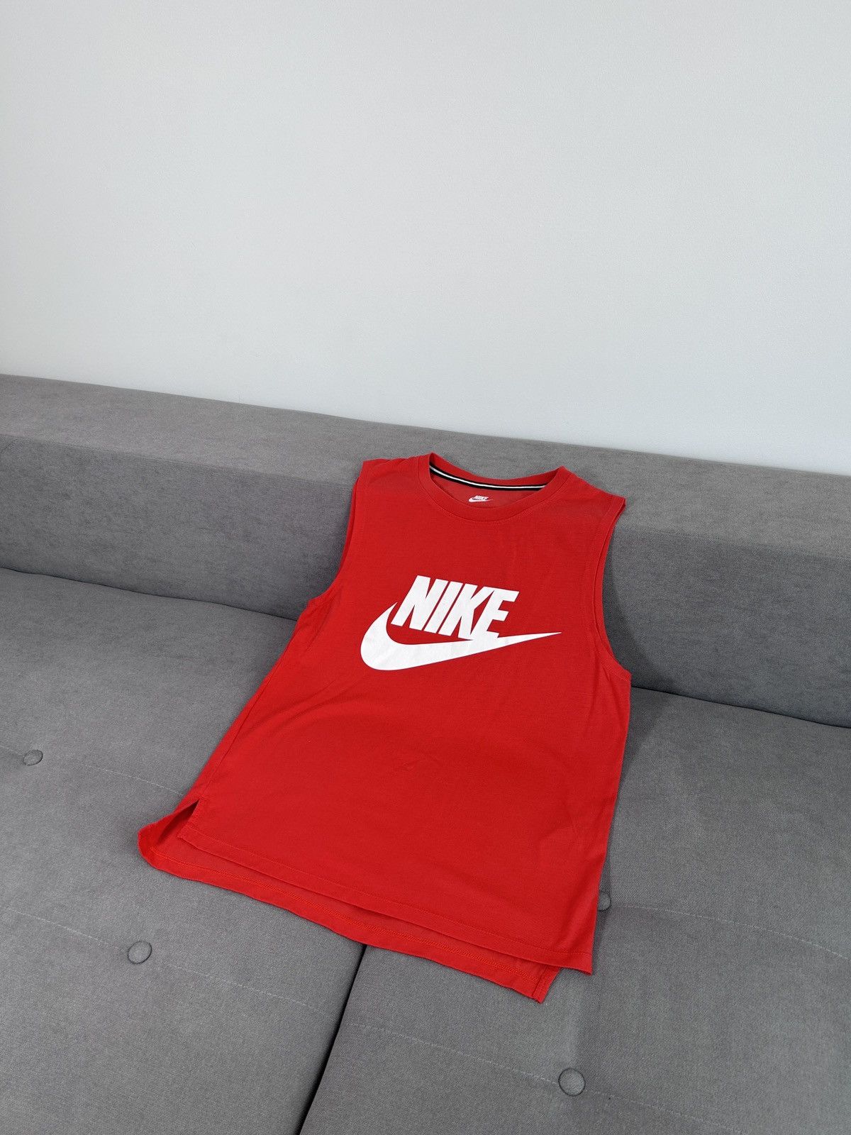 Nike × Vintage Nike big logo Tank Top. Size US S / EU 44-46 / 1 - 1 Thumbnail