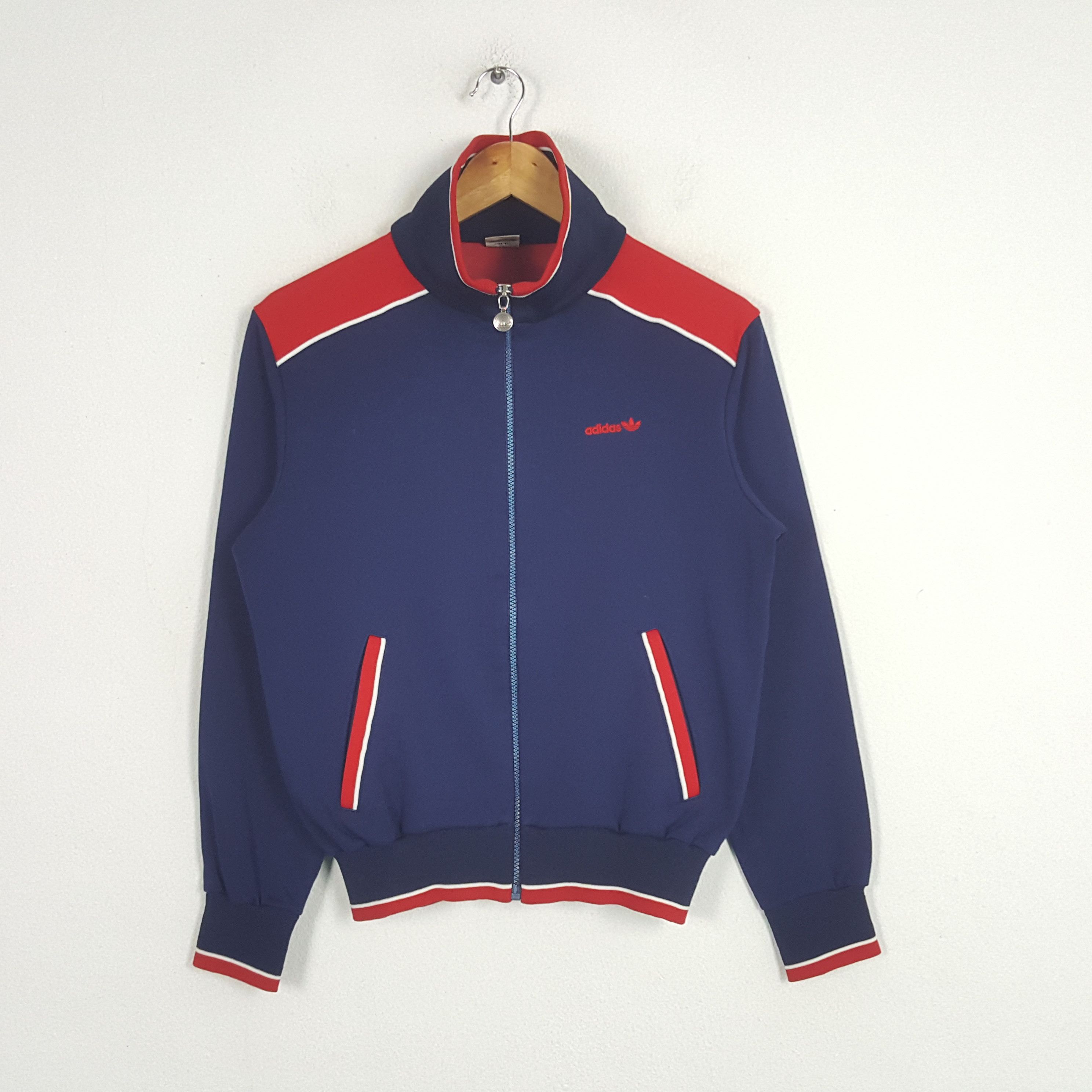Adidas × Vintage Vintage Adidas Sports Style Sweater Jacket Size US S / EU 44-46 / 1 - 1 Thumbnail