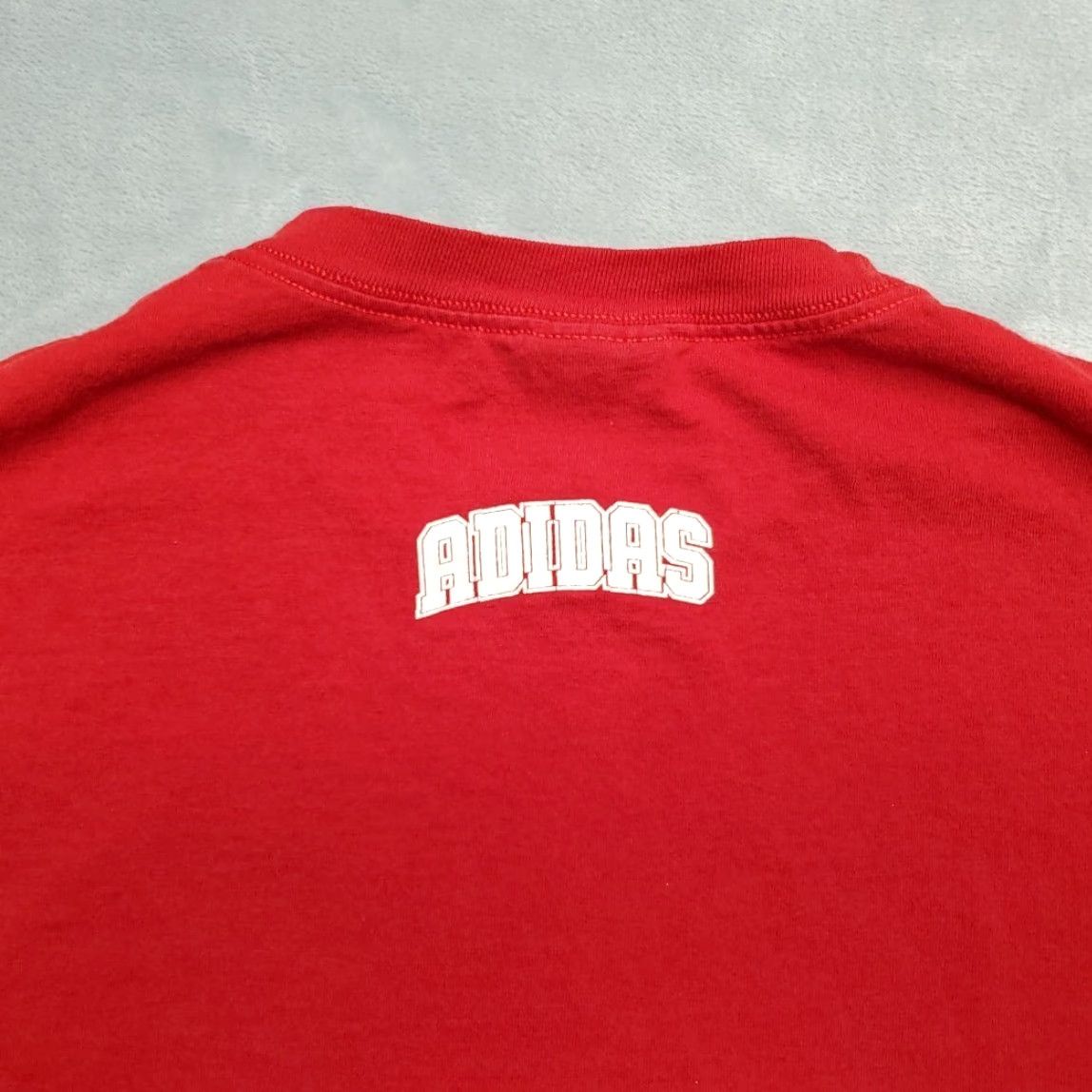 Adidas VINTAGE Adidas Shirt Mens M Red Logo Short Sleeve Cotton Casual Sports Y2k Size US M / EU 48-50 / 2 - 5 Thumbnail