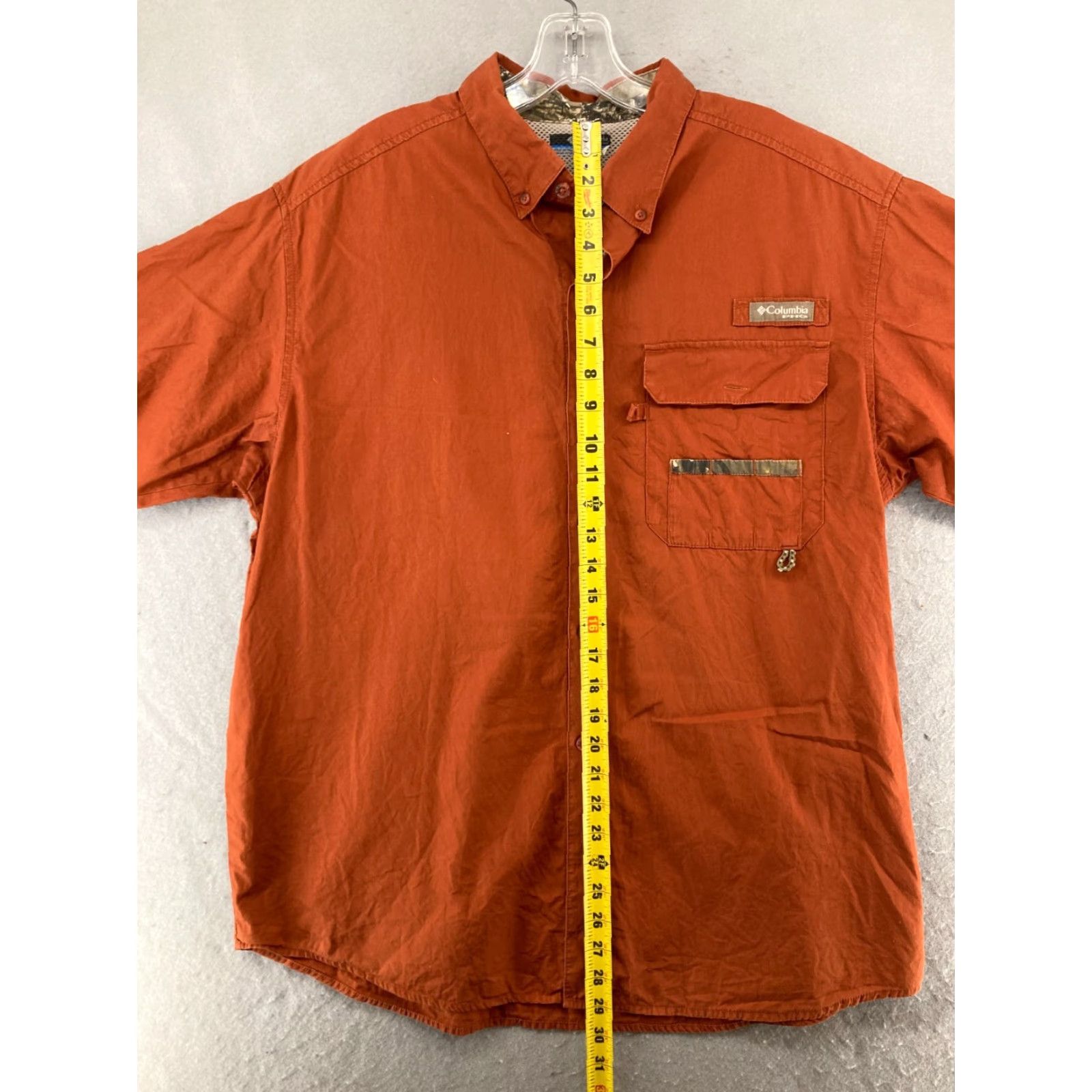 Vintage Columbia Shirt Mens Large Orange Button-Up Outdoor Athletic Pocketed Front-Left 90s? Size US L / EU 52-54 / 3 - 3 Thumbnail
