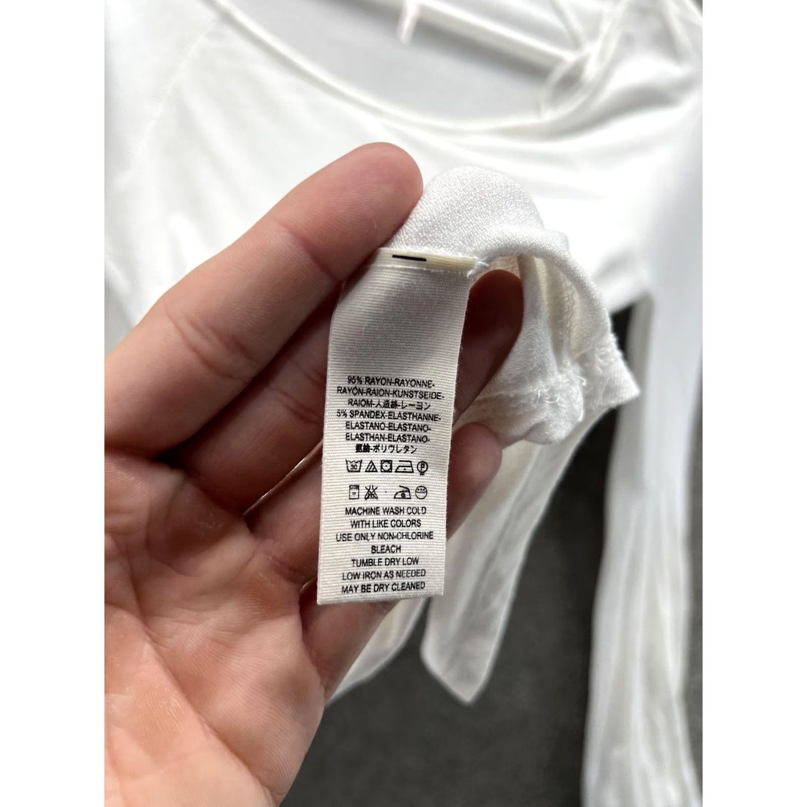 Free People Free People Shirt Womens XS White Jersey Top Scoop Neck Long Balloon Sleeve Size XS / US 0-2 / IT 36-38 - 3 Thumbnail