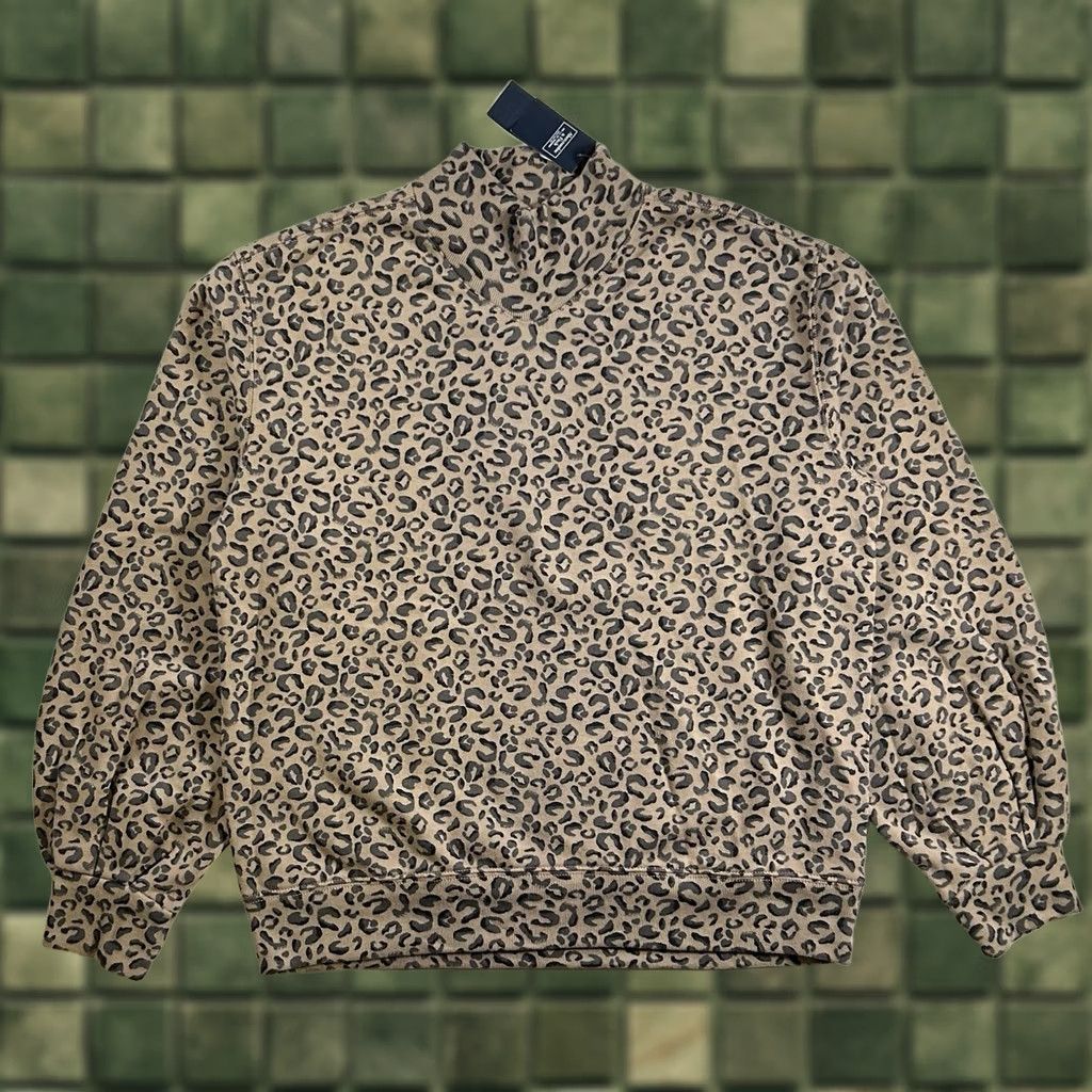 Abercrombie & Fitch Abercrombie & Fitch Leopard Cheetah Print Pullover Shirt Womens Small Multicolor Activewear Sweatshirt Size S / US 4 / IT 40 - 1 Thumbnail
