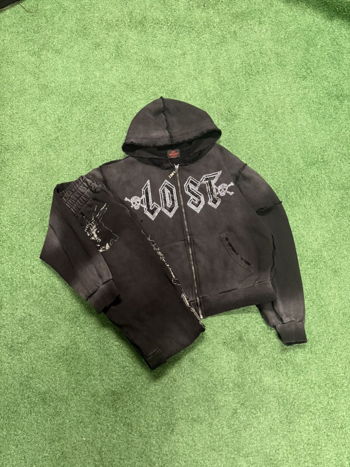 LOST INTRICACY Lost intricacy rhinstone sweatsuit Size US M / EU 48-50 / 2 - 1 Thumbnail