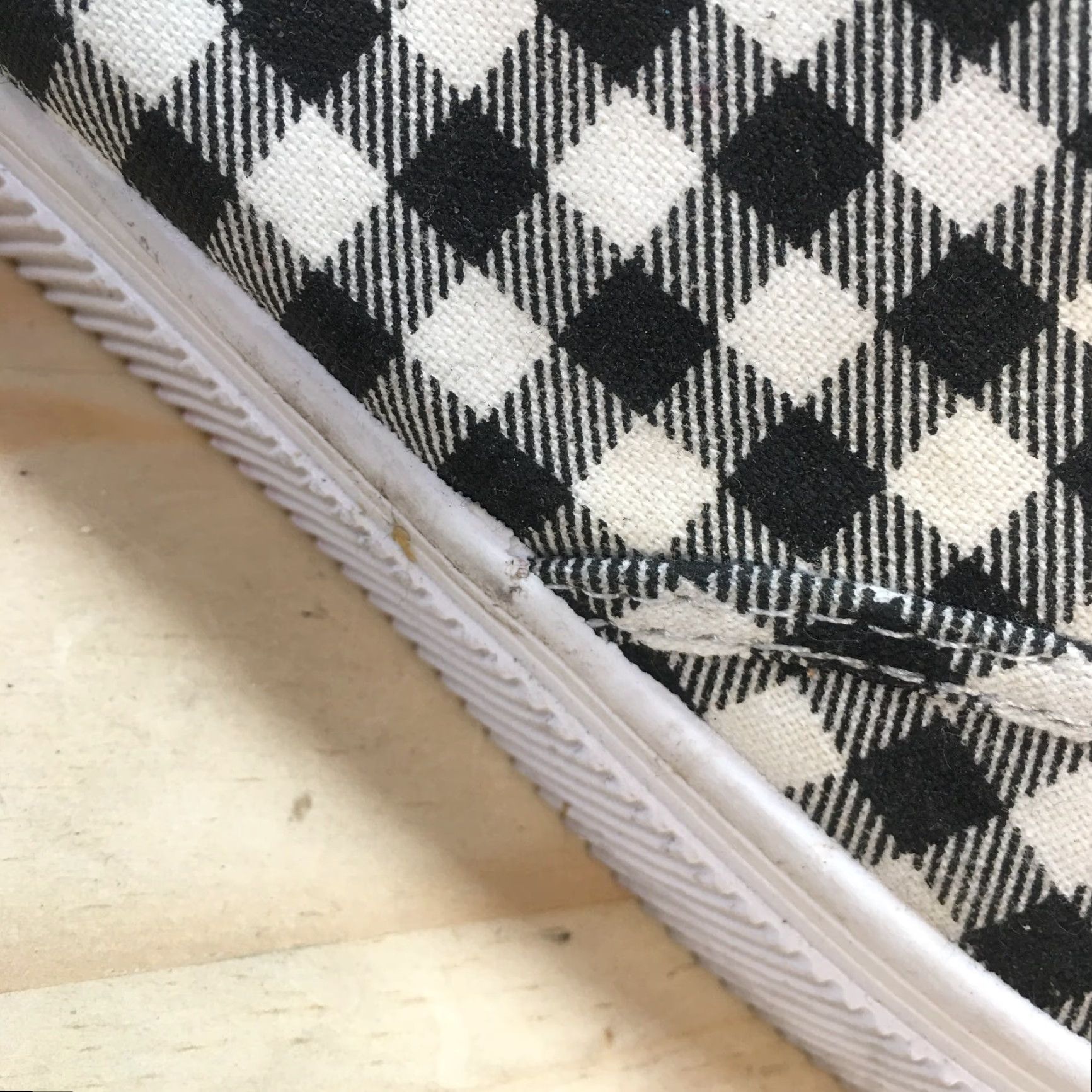 H&M H&M Divided Shoes Women Plaid Casual Low Top Lace Up Sneakers Black White Size M / US 6-8 / IT 42-44 - 3 Thumbnail