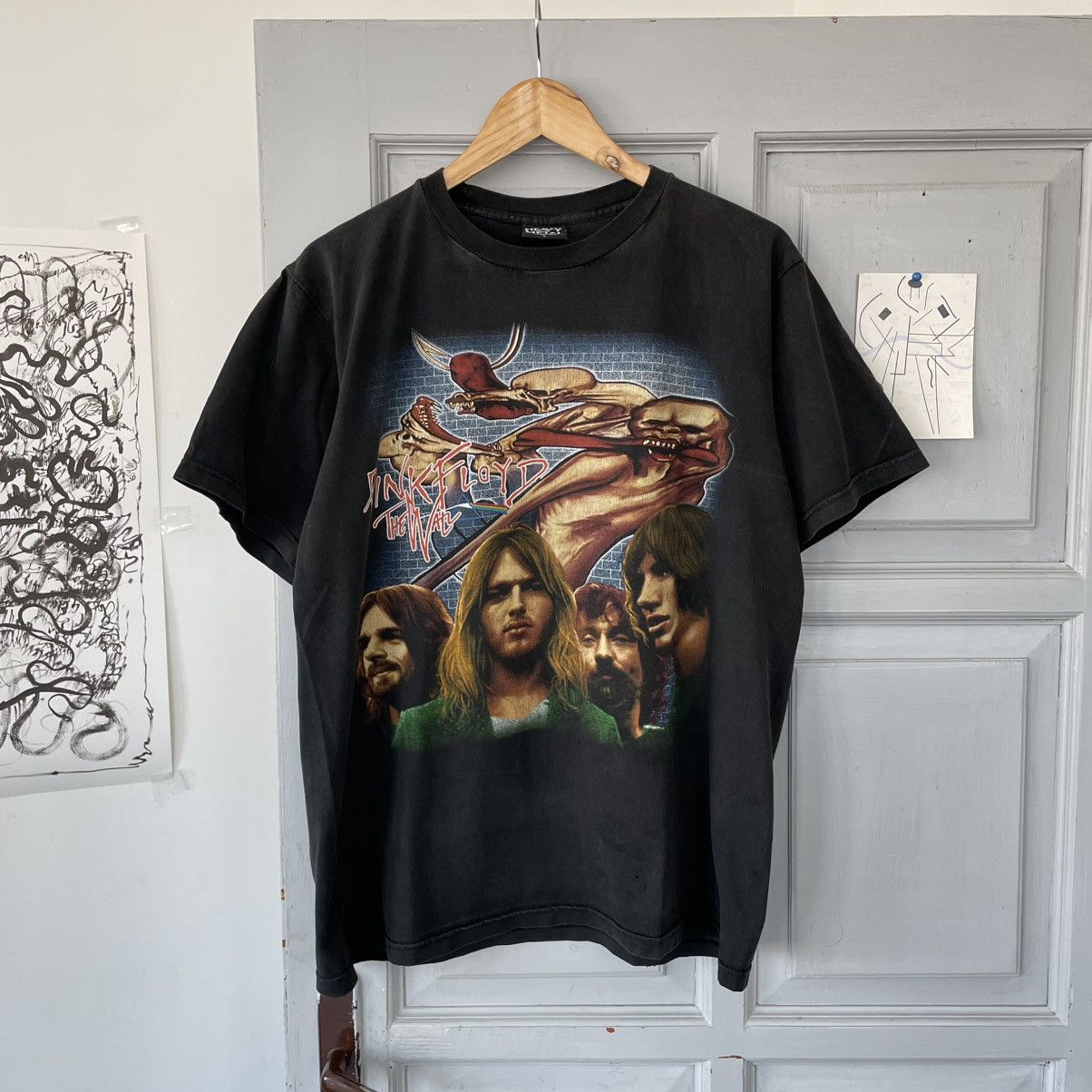 Pink Floyd × Vintage Vintage 90’s Pink Floyd The Wall Avantgarde T-shirt Size US XL / EU 56 / 4 - 1 Thumbnail