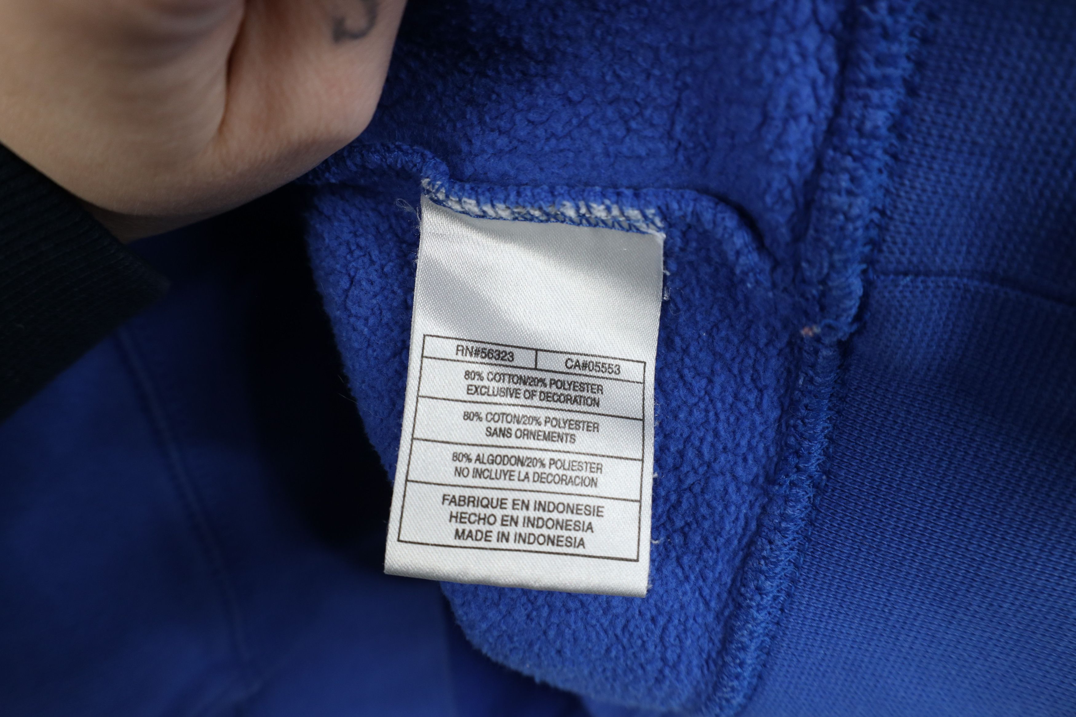 Nike Vintage Nike Travis Scott Mini Swoosh Sweatshirt Royal Blue Size US M / EU 48-50 / 2 - 12 Thumbnail