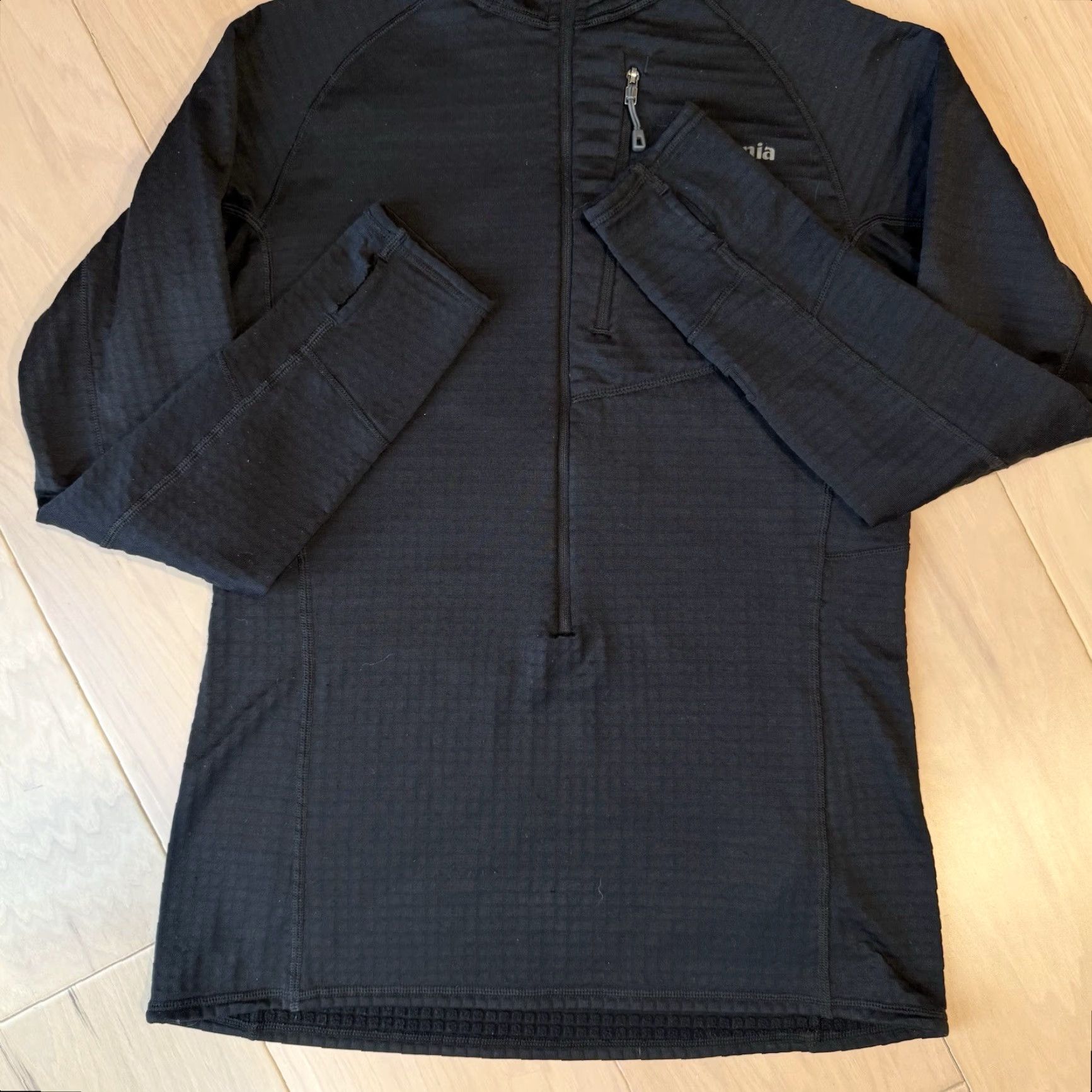 Patagonia Patagonia R1 Hoody Women's Small Black Polartec Fleece Jacket Size S / US 4 / IT 40 - 6 Thumbnail