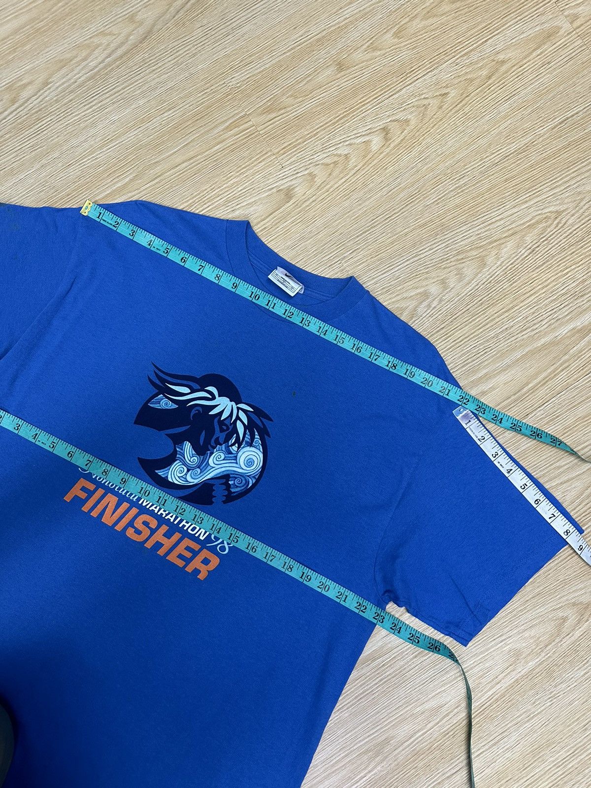 Nike Nike 1998 Finisher Marathon Honolulu Vintage Tshirt A245 Size US L / EU 52-54 / 3 - 4 Thumbnail