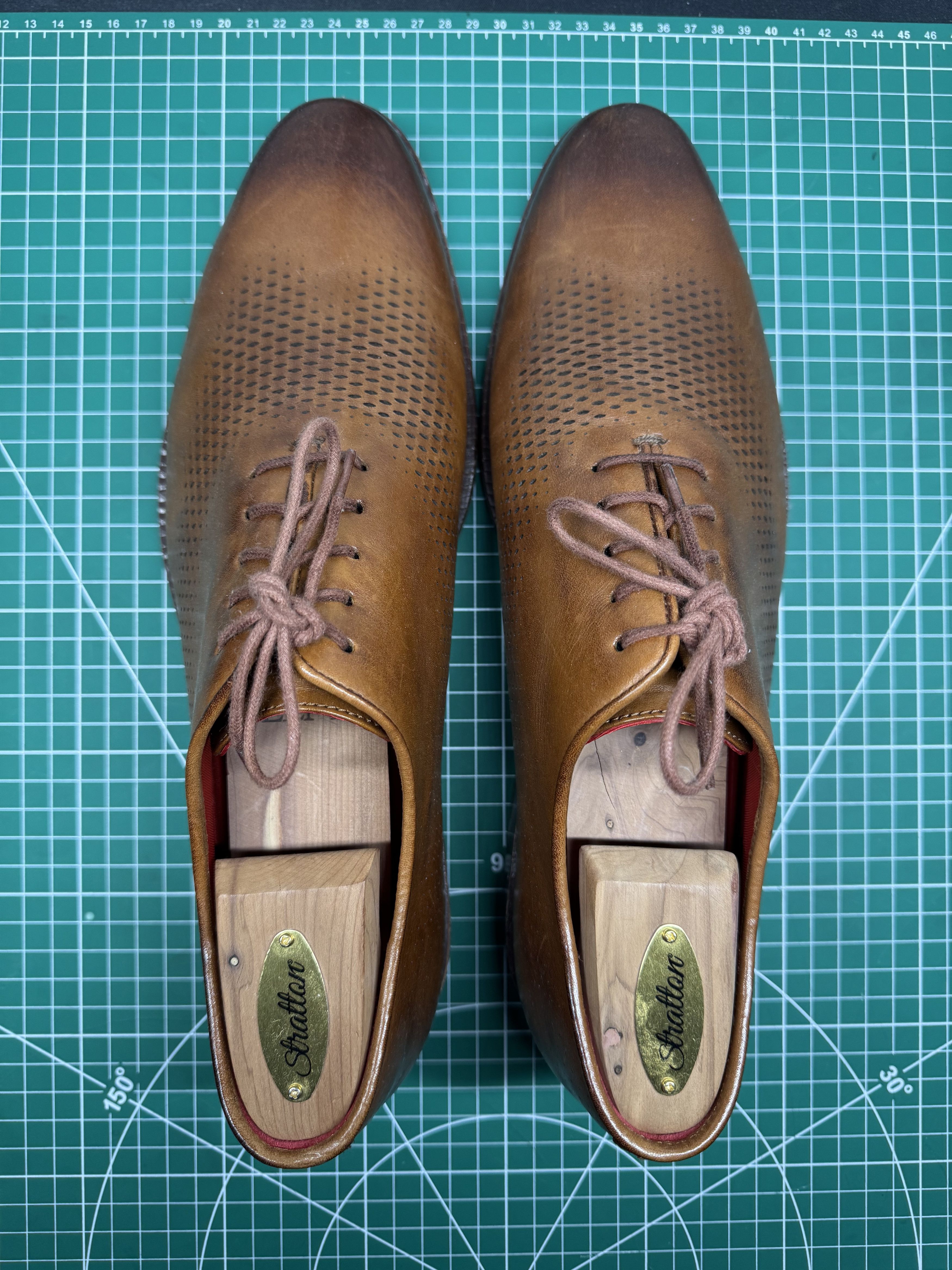 Cole Haan Men's Washington Grand Laser Wingtip Oxfords Size US 10.5 / EU 43-44 - 3 Thumbnail