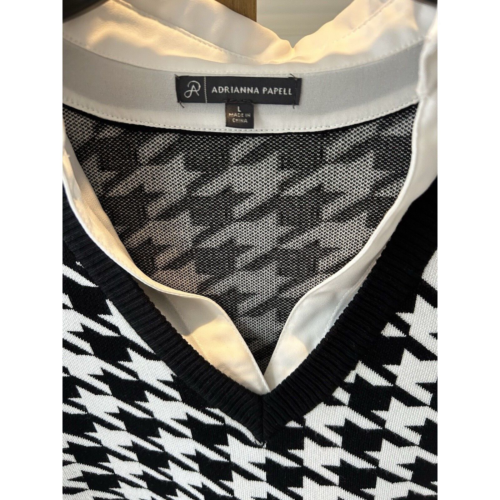 Other Adrianna Papell Top V-neck Sweater Vest Shirt Women's Hound Size L / US 10 / IT 46 - 3 Thumbnail