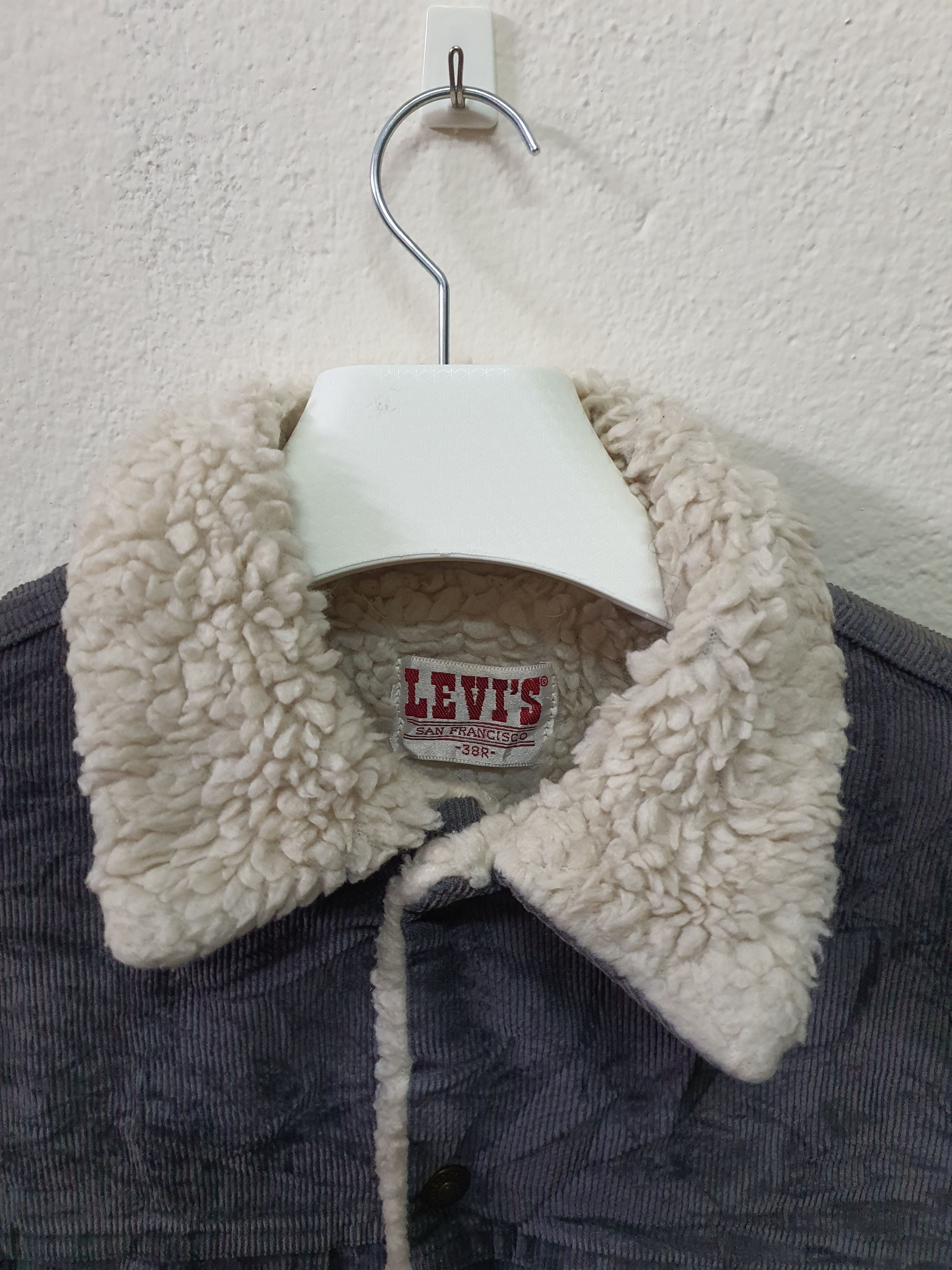 Levi's 90s Levi's San Francisco denim sherpa jacket. Size US L / EU 52-54 / 3 - 6 Thumbnail