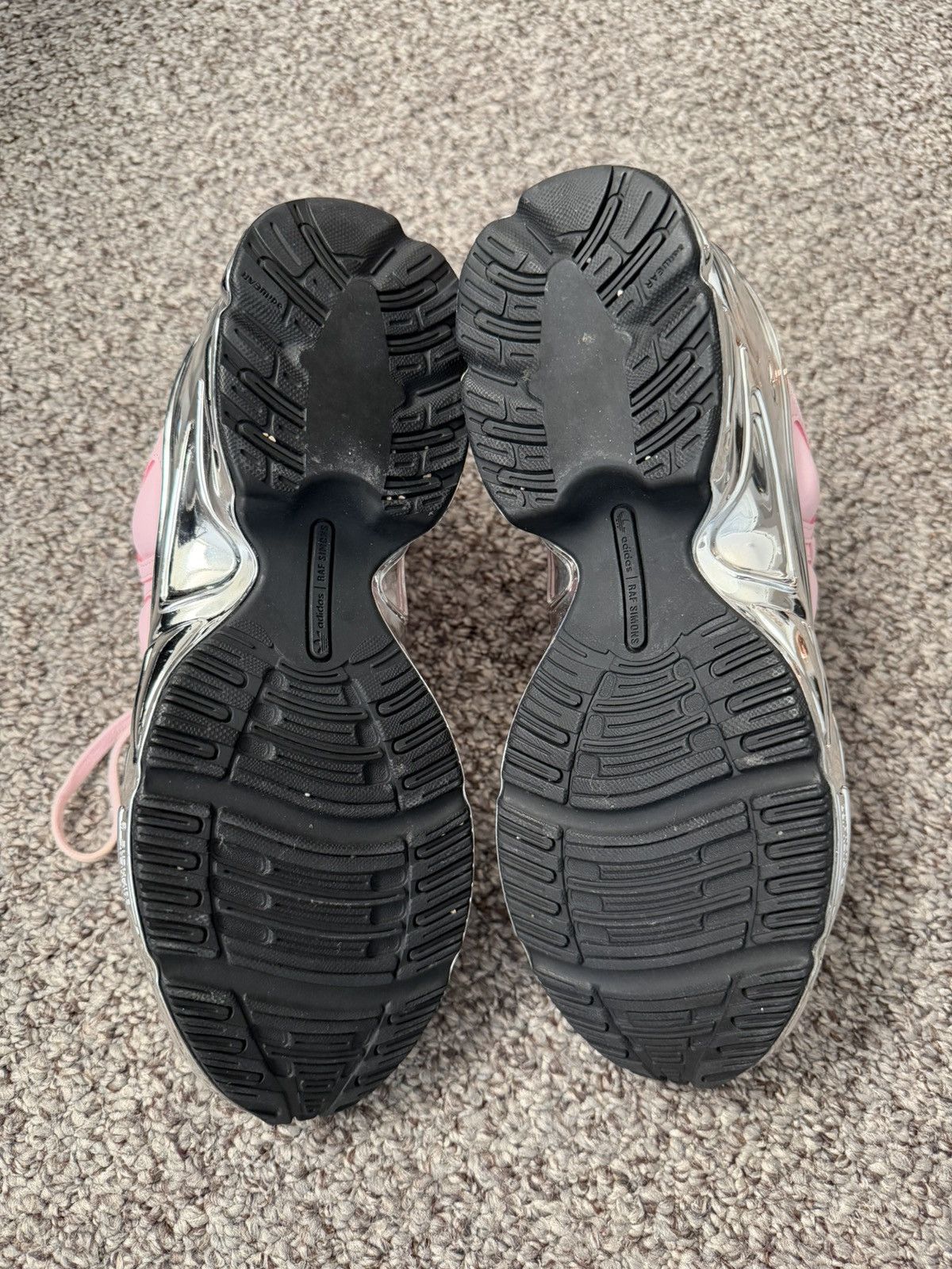 Adidas × Raf Simons Ozweego Pink Chrome Raf Simons x Adidas Size US 7.5 / EU 40-41 - 3 Thumbnail