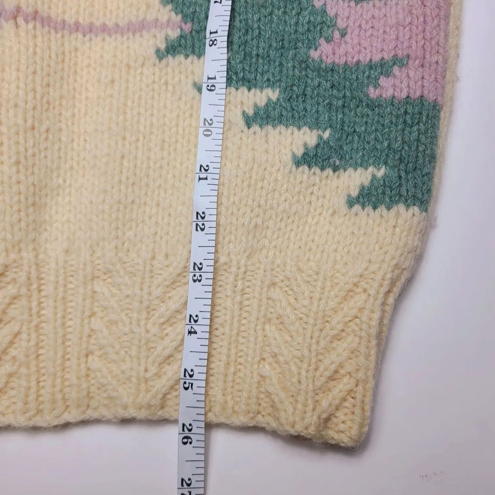 Vintage VINTAGE Susann D Sweater Hand Knit 100% Wool Aztec Design Women's Size Medium Crew Neck Knitted Tight-Knit Long Sleeve Pullover Beige, M Women's, 90s Size M / US 6-8 / IT 42-44 - 8 Thumbnail