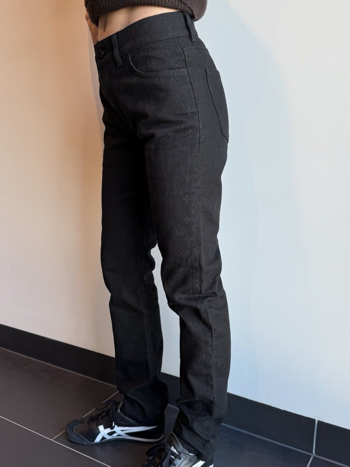 Louis Vuitton Louis Vuitton Slim Black Mongram mens Jeans Size 27 Size US 27 - 3 Thumbnail