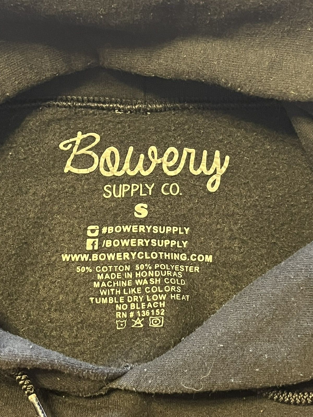 Bowery Worn by D1 basketball player 6’8” 210 Size US S / EU 44-46 / 1 - 3 Thumbnail