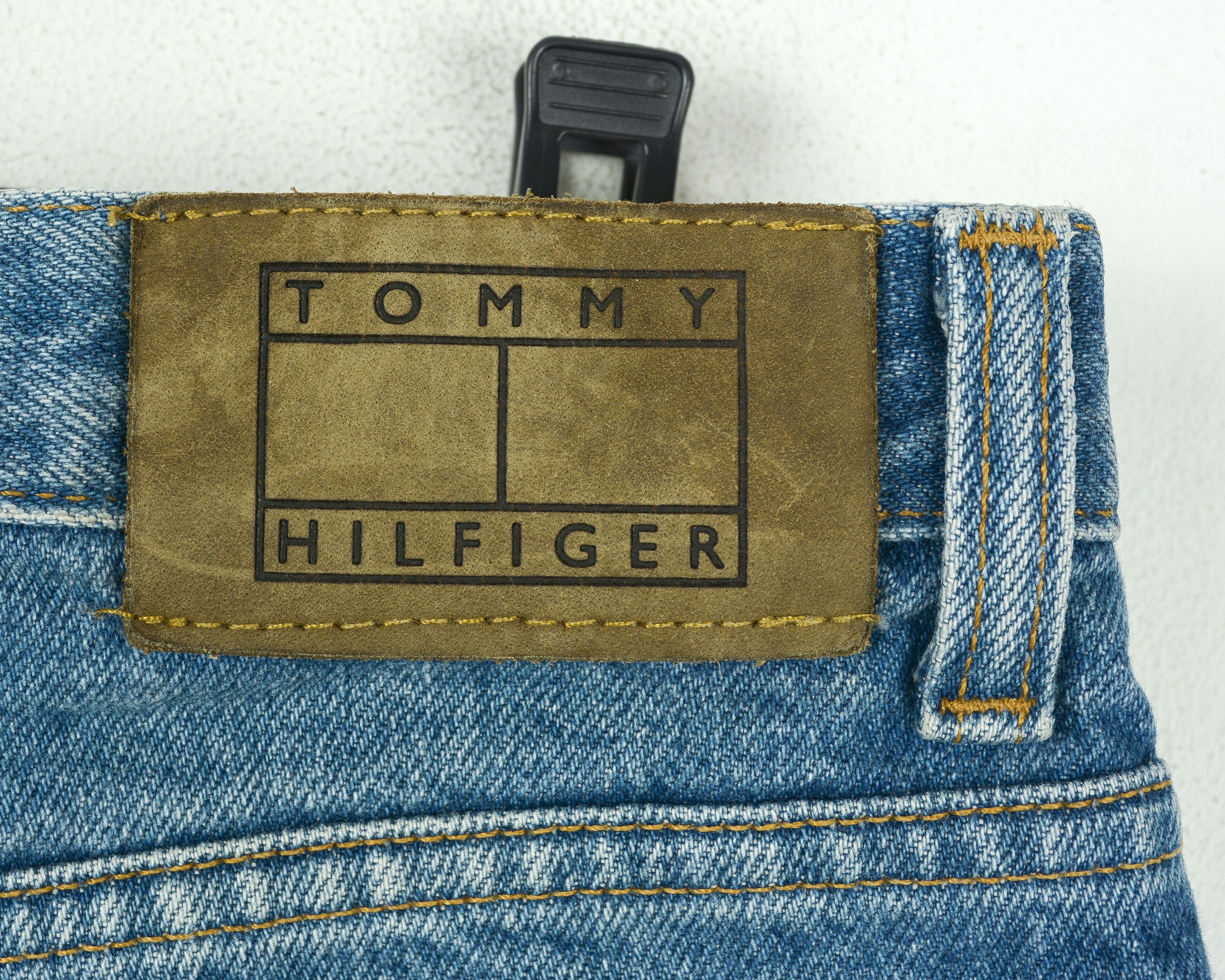 Tommy Hilfiger W34 L30 Straight Jeans Denim Pants Trousers Zip Fly Retro Size US 34 / EU 50 - 13 Thumbnail