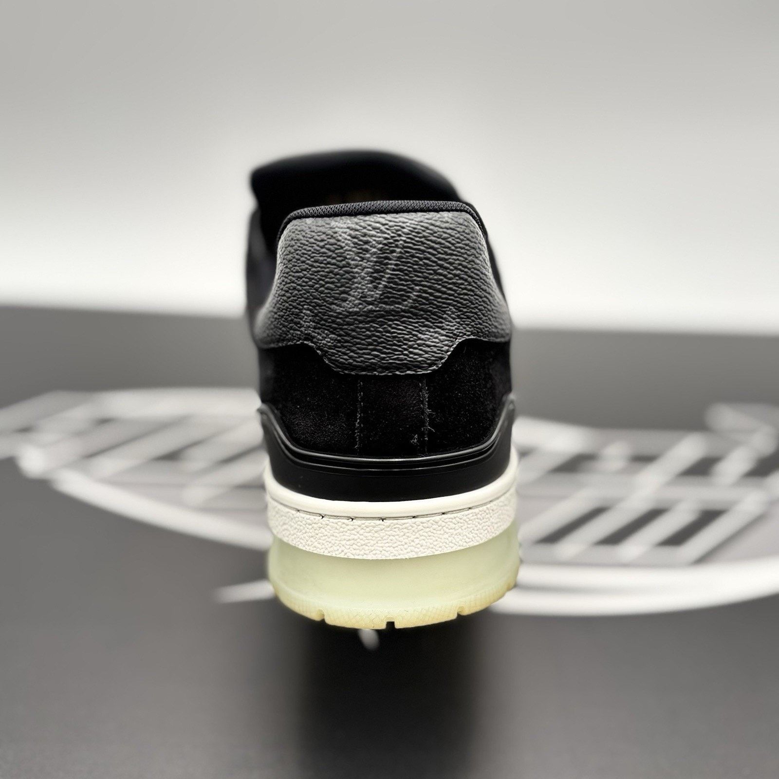 Louis Vuitton Louis Vuitton Trainer ' Black Monogram ' | GOOD CONDITION! Size US 9.5 / EU 42-43 - 3 Thumbnail