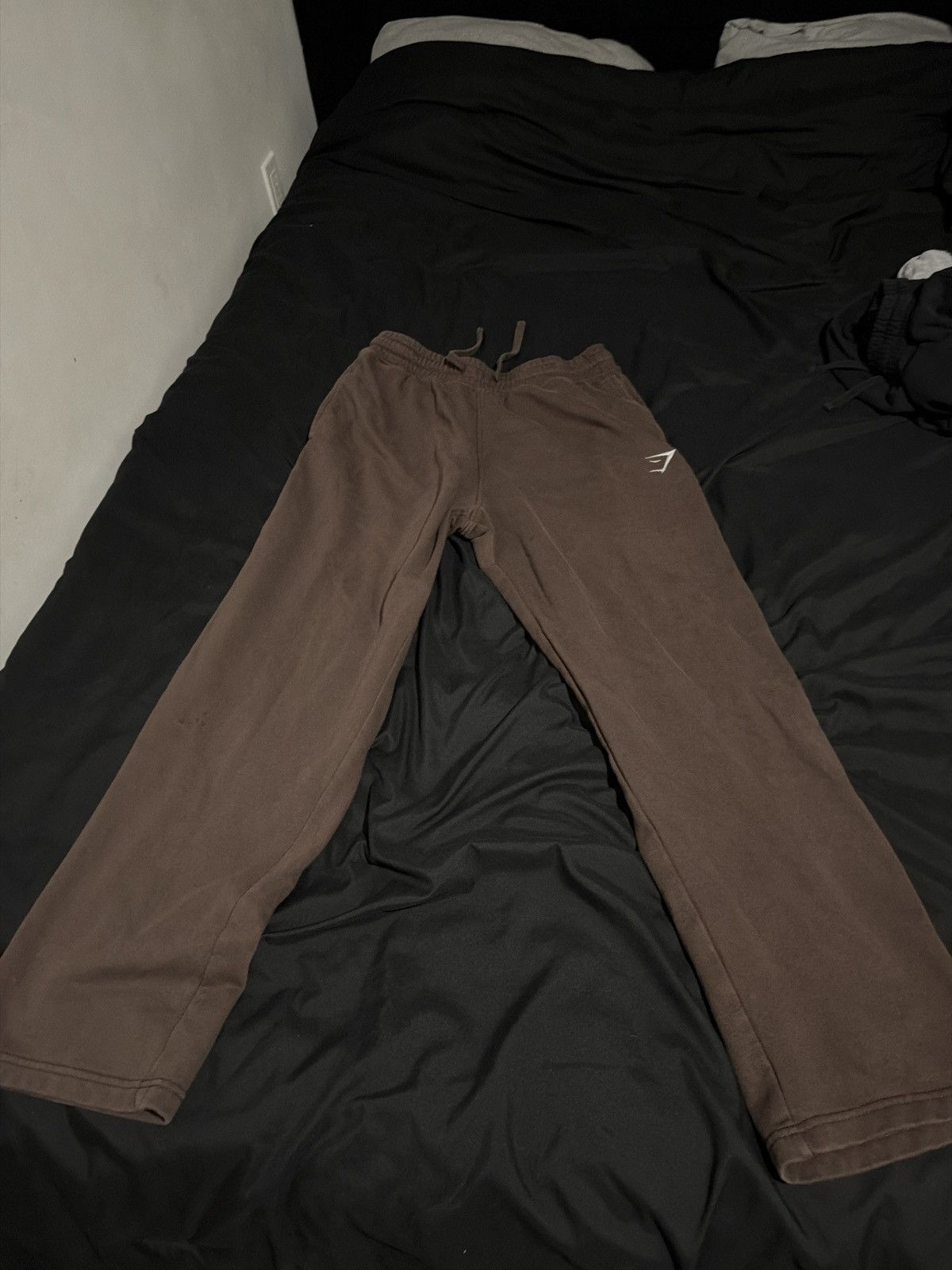 Gymshark Gym sweatpants Size US 30 / EU 46 - 1 Thumbnail