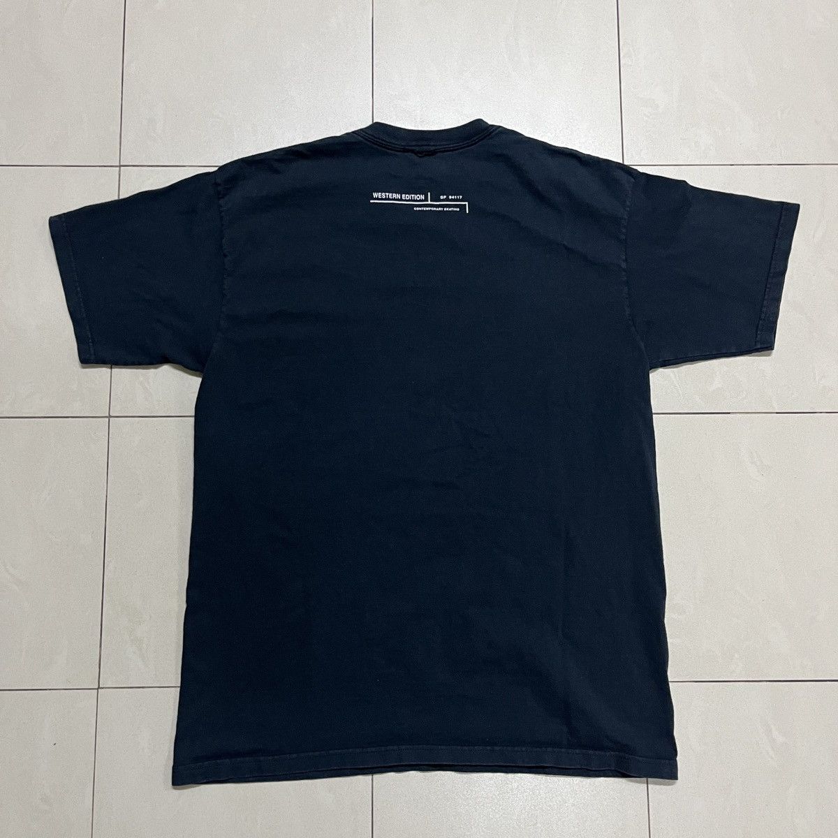 Japanese Brand × Vintage Screaming Man Graphic T Shirt Size US M / EU 48-50 / 2 - 5 Thumbnail