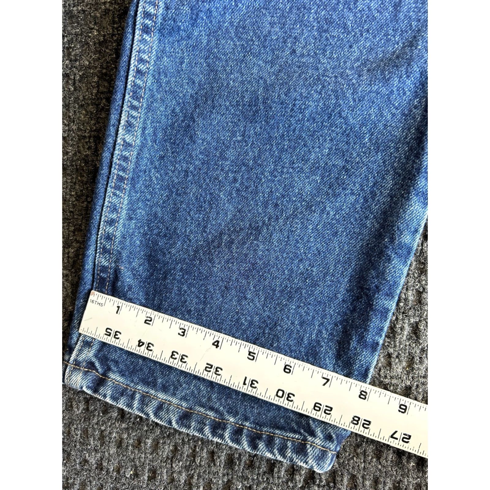 Wrangler VINTAGE Wrangler Jeans Regular Straight Fit 33 x 32 Blue Distressed Pockets 5-Pocket Logo Men's Wrangler 96501MR Denim Cotton United States Size US 33 - 6 Thumbnail