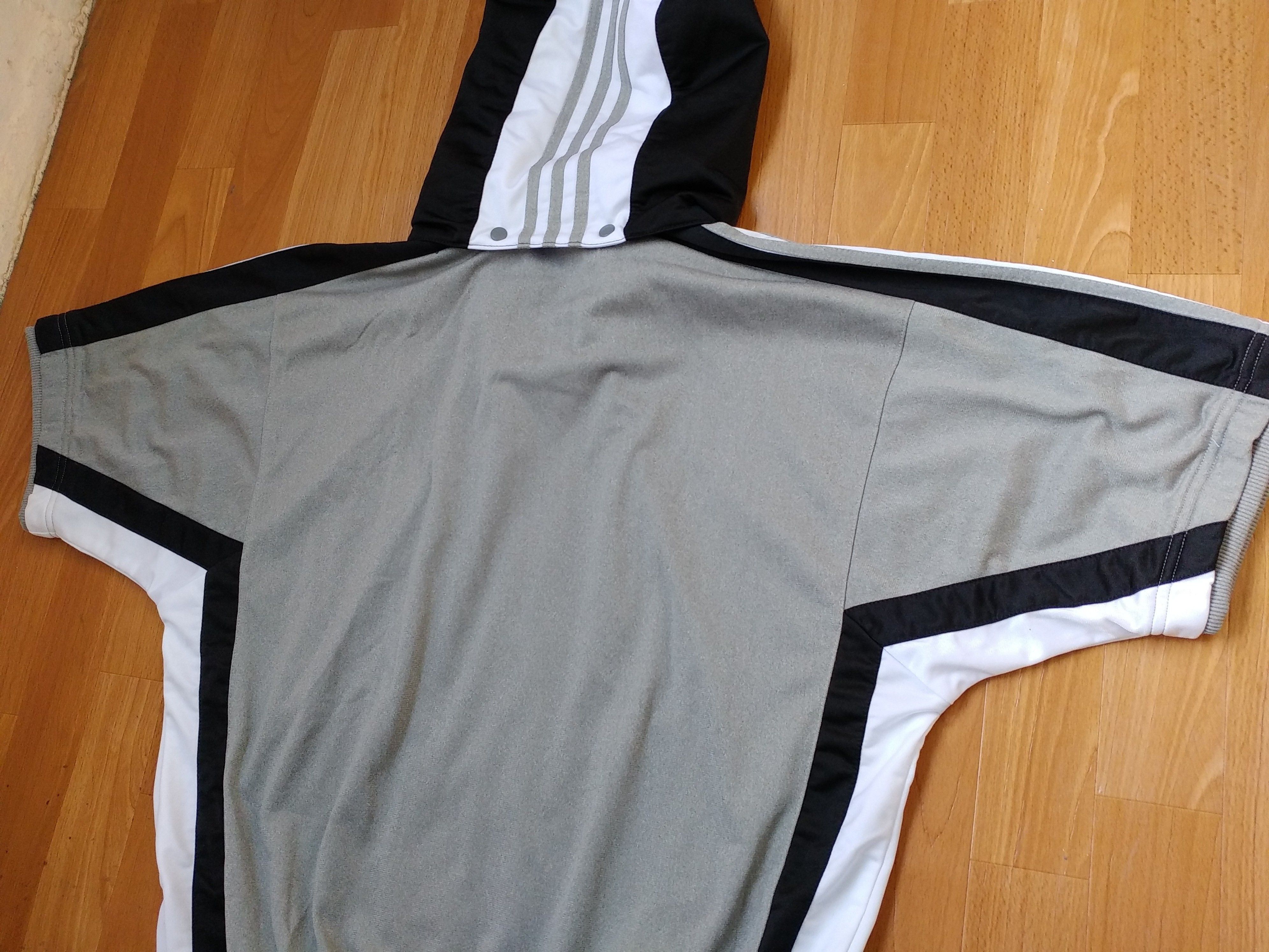 Adidas ADIDAS jersey, buttoned vintage hip hop t-shirt of 90s M Size US M / EU 48-50 / 2 - 13 Thumbnail
