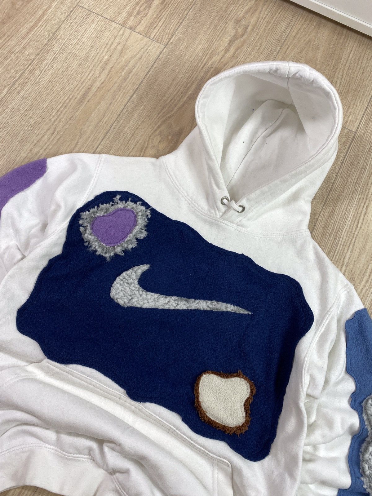 Nike × Vintage Vintage Nike Custom UFO Center Swoosh Oversize Hoodie Y2K UK Size US S / EU 44-46 / 1 - 6 Thumbnail