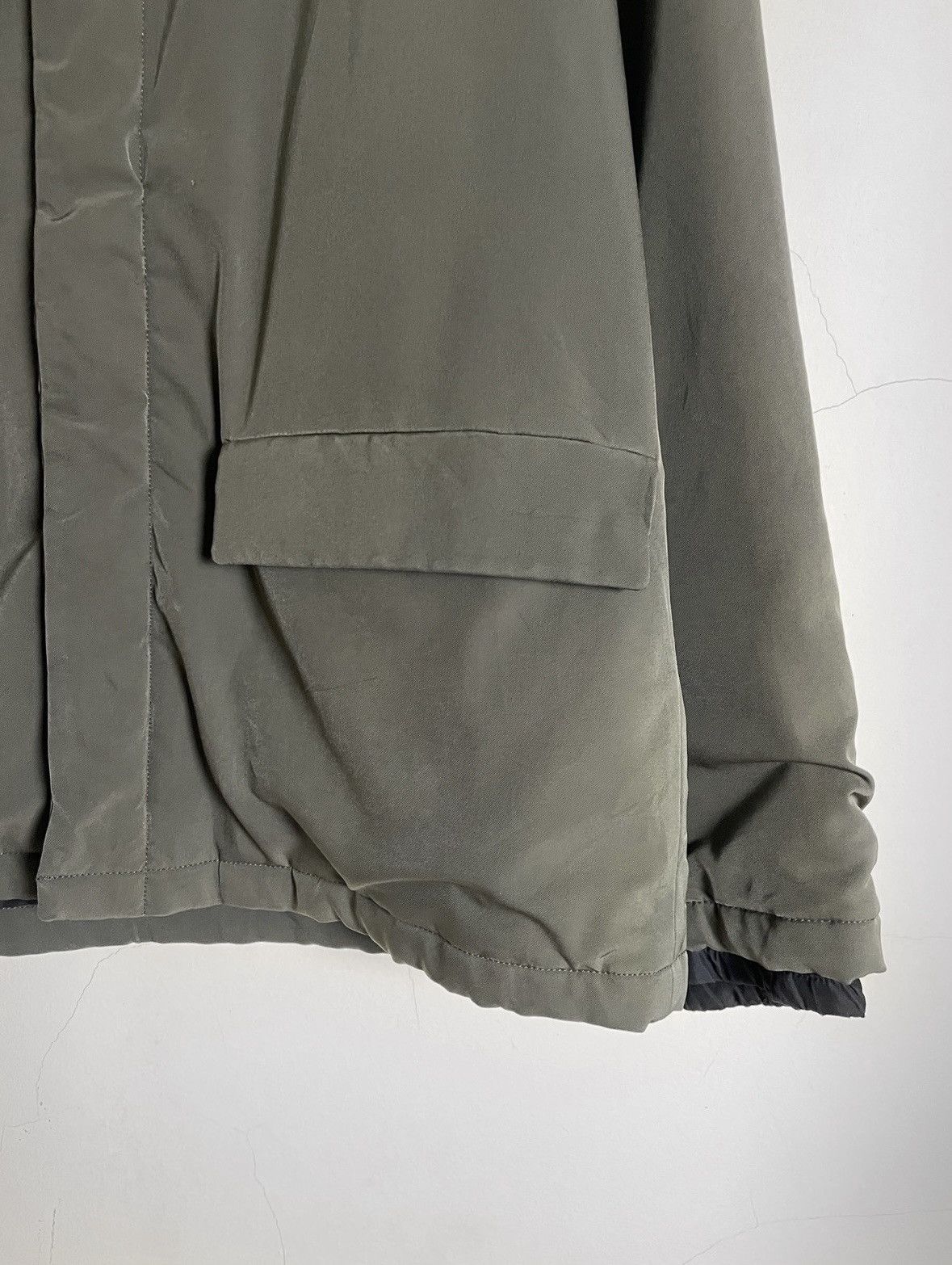 Prada Prada Nylon Down Padded Jacket Size US XL / EU 56 / 4 - 6 Thumbnail