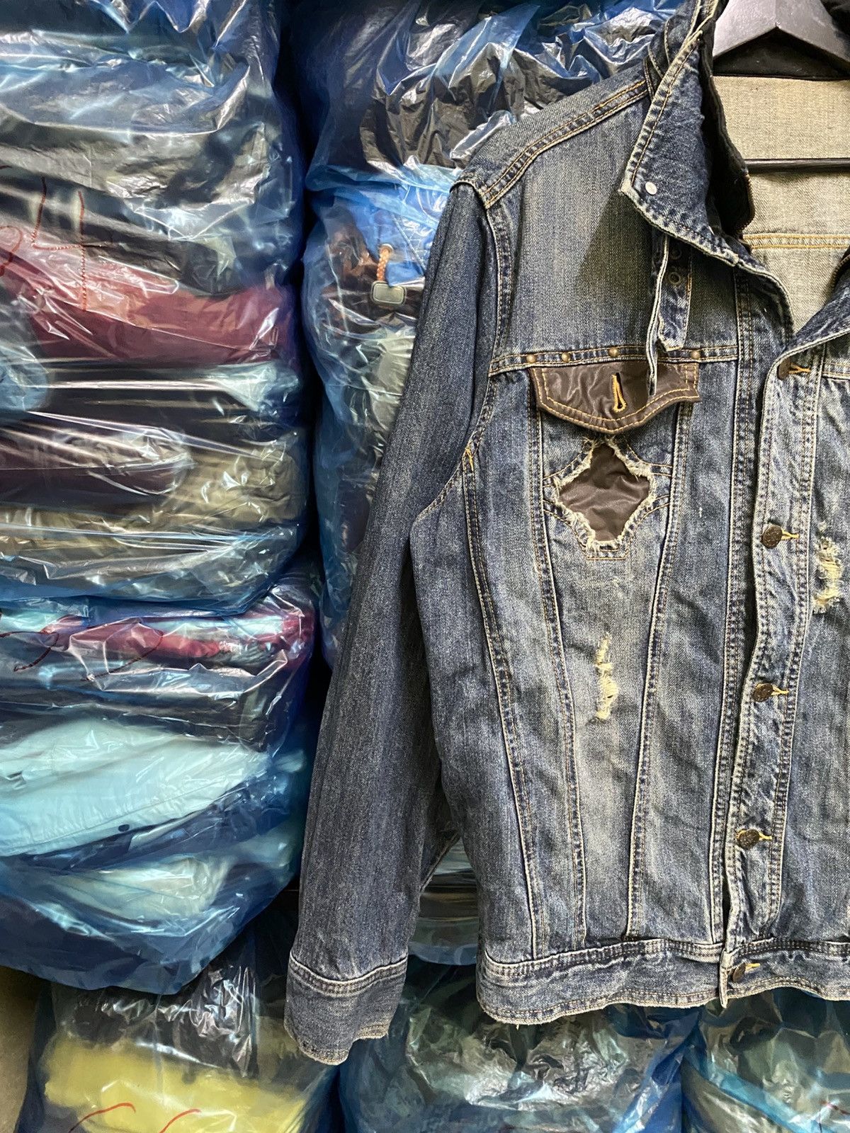 Japanese Brand Vintage Distressed Denim Jacket with Western Pocket Trim Size US L / EU 52-54 / 3 - 7 Thumbnail