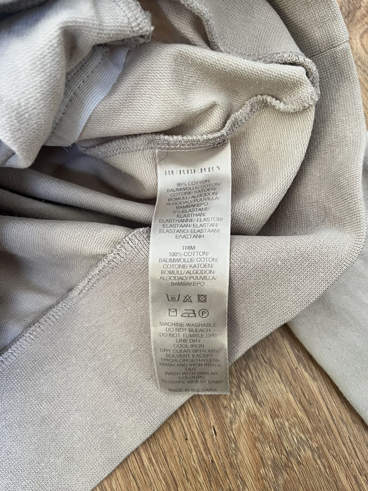 Burberry Vintage Burberry V-neck Hoodie Sweatshirt nova check Y2K Size S / US 4 / IT 40 - 8 Thumbnail