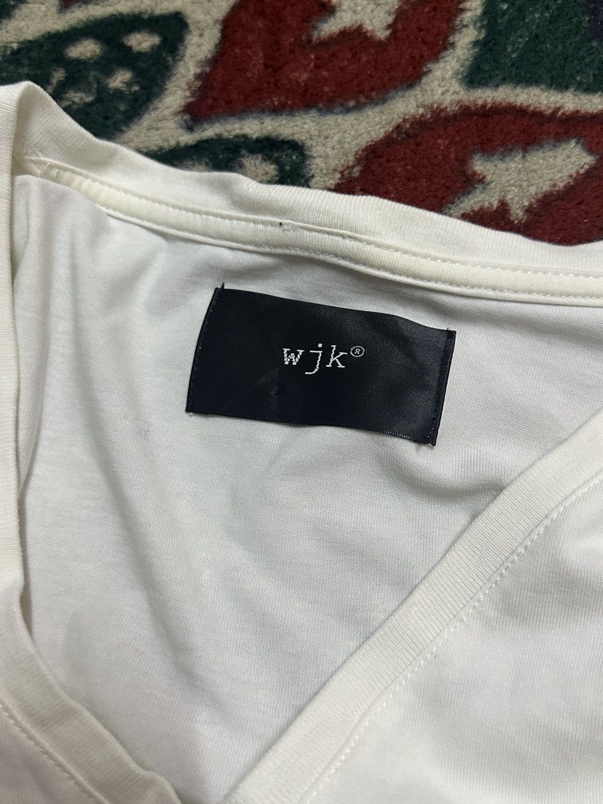 Carpe Diem Wjk®️ V-Neck S/S Tee Size US M / EU 48-50 / 2 - 7 Thumbnail