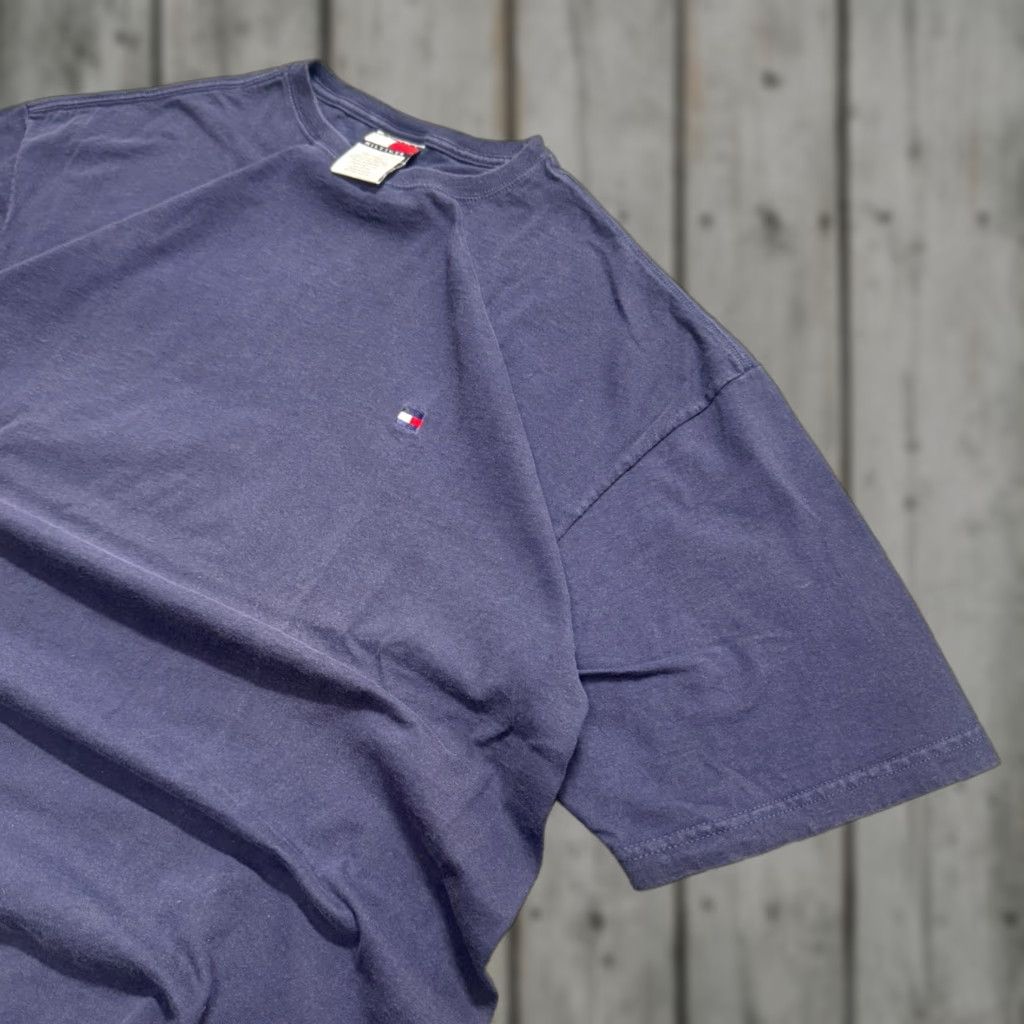 Tommy Hilfiger VINTAGE Tommy Hilfiger Shirt Men's 2XL Navy Blue 90s Boxy Faded Y2K Size US XXL / EU 58 / 5 - 1 Thumbnail
