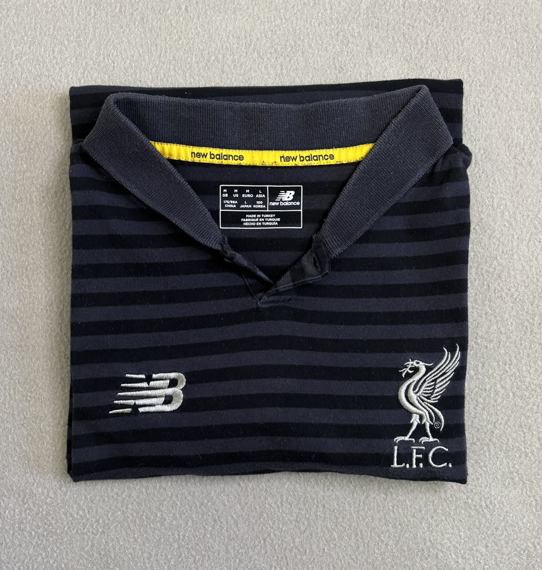 New Balance Polo Liverpool 2019/2020 New Balance Size. M Size US M / EU 48-50 / 2 - 14 Thumbnail