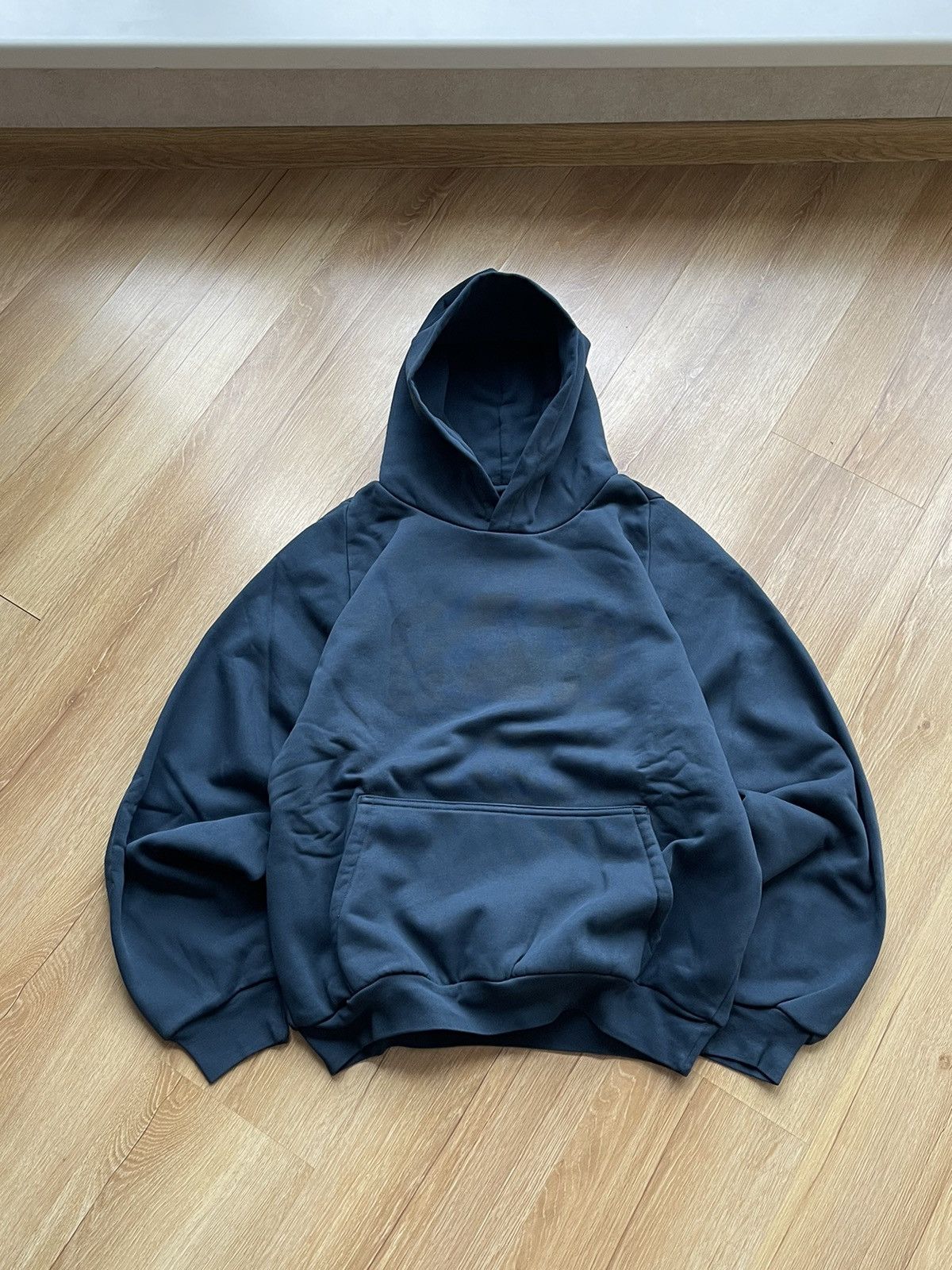 Gap × Yeezy NWT Yeezy Gap Dove Shrunken Hoodie by Balenciaga Size US M / EU 48-50 / 2 - 4 Thumbnail