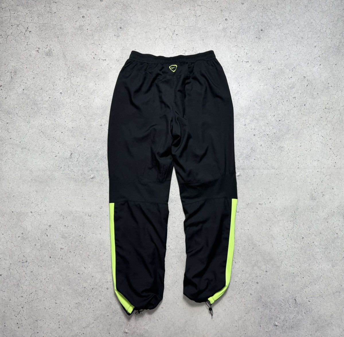 Nike Nike Manchester City Vintage Nylon Baggy Track Pants Soccer Size US 32 / EU 48 - 2 Thumbnail
