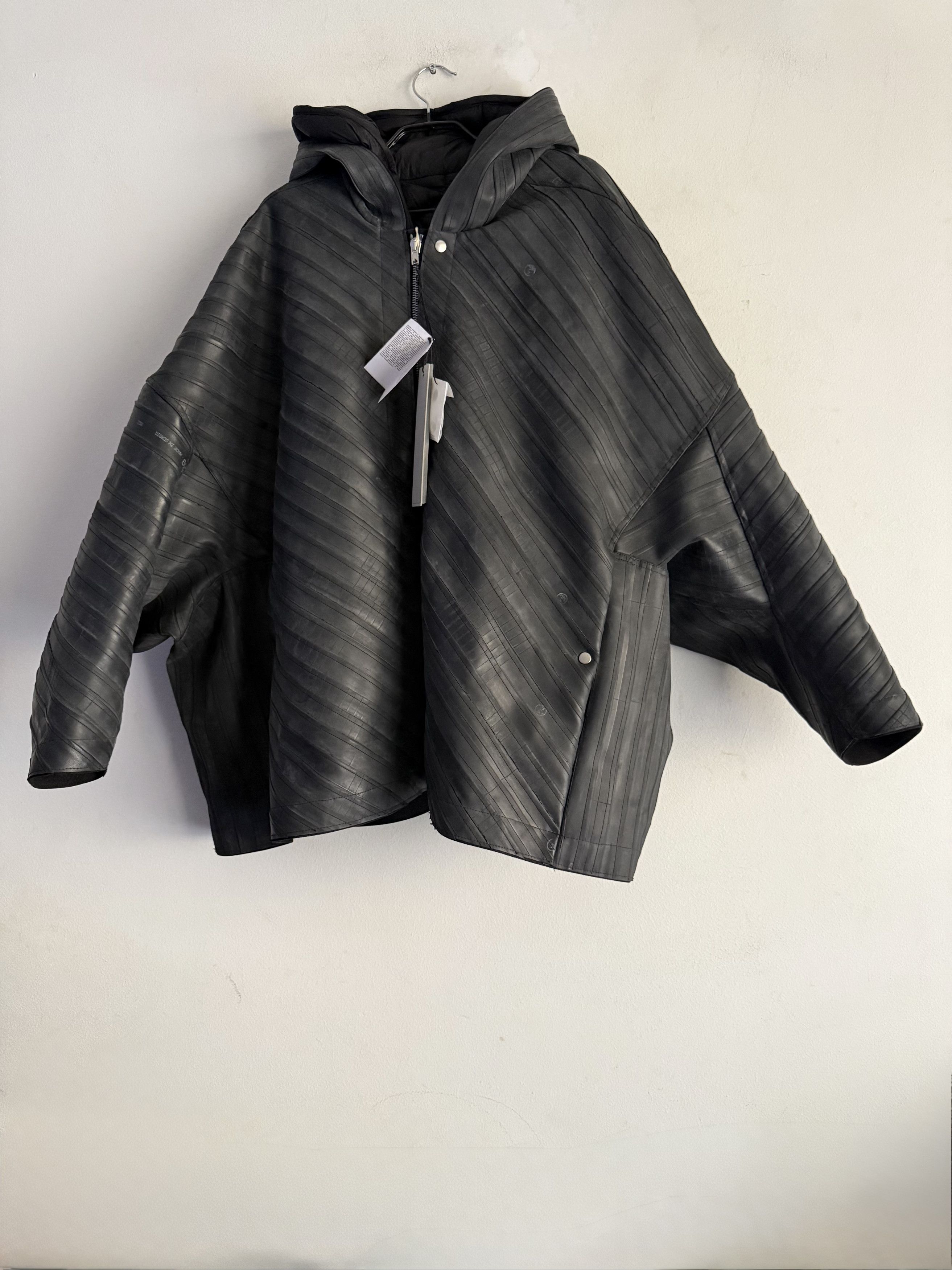 Rick Owens Rare Masterpiece Runway Jumbo Peter Tyre Size US M / EU 48-50 / 2 - 8 Thumbnail