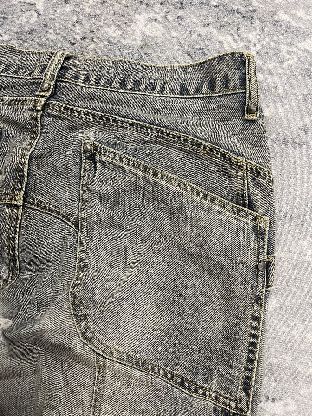 JACKROSE Jack Rose Sick Distressed Flare Jeans s6 Size US 31 - 17 Thumbnail