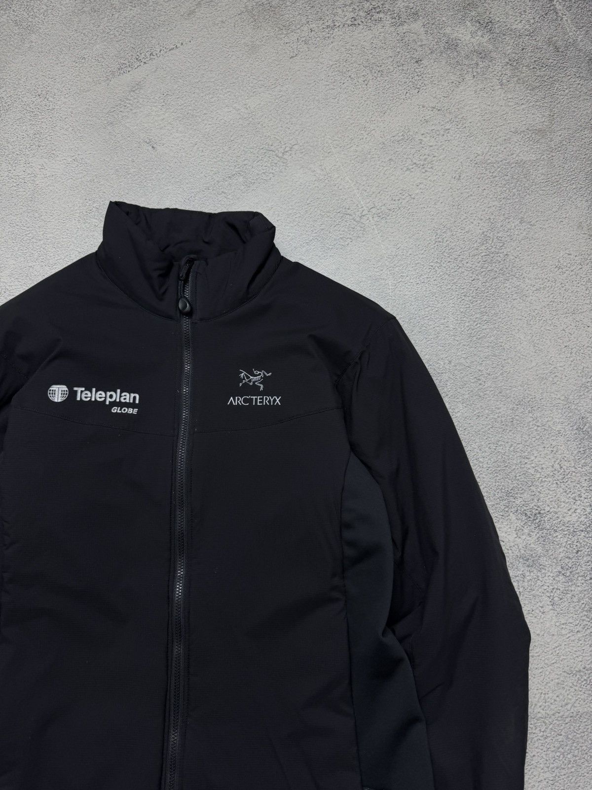 Arc'teryx Vintage Y2k Arc’teryx Nylon Reflective Logo Jacket 00’s Size M / US 6-8 / IT 42-44 - 7 Thumbnail