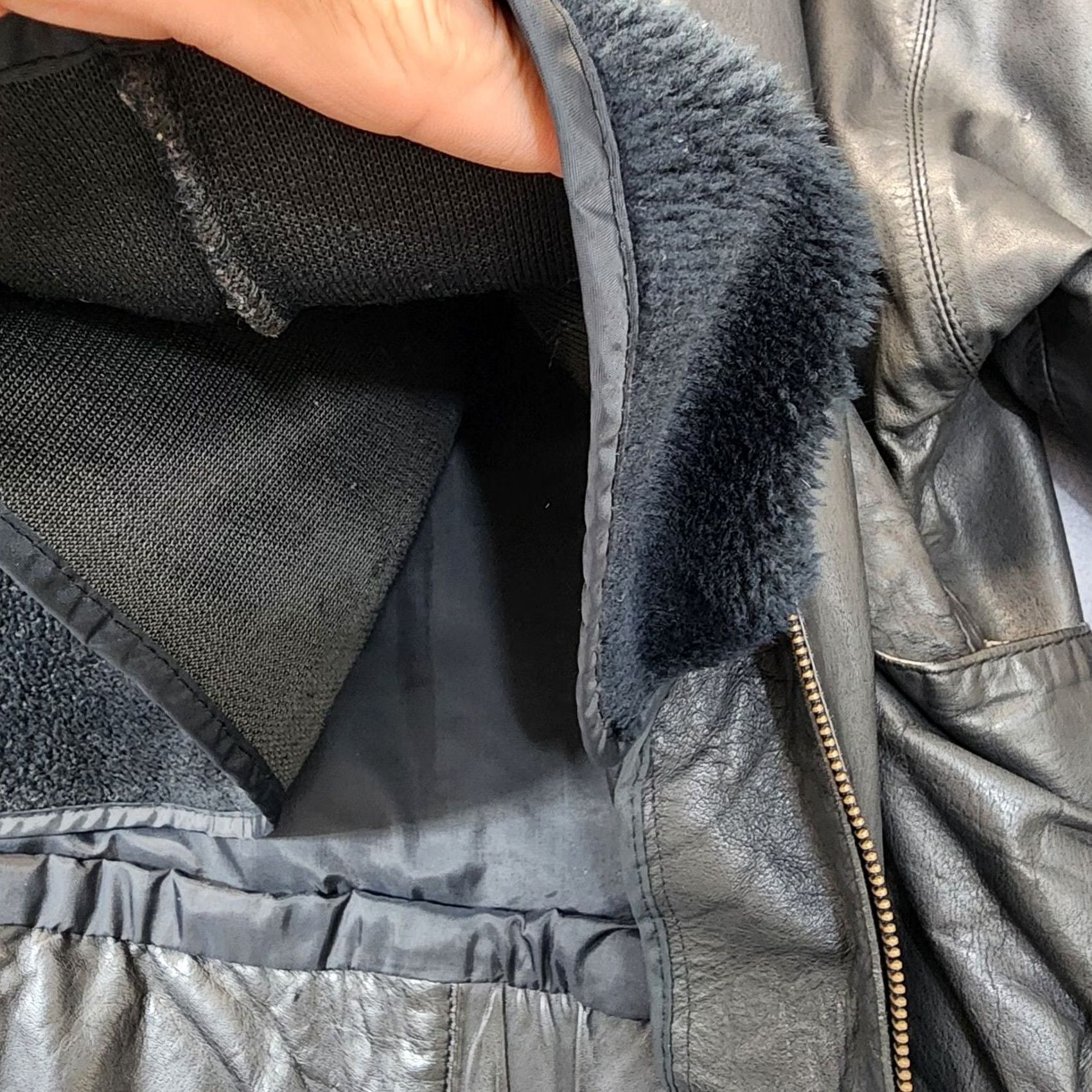 Vintage VINTAGE Wilsons Womens Leather Jacket Black Medium Fleece Lined Biker Moto 80s Size M / US 6-8 / IT 42-44 - 7 Thumbnail