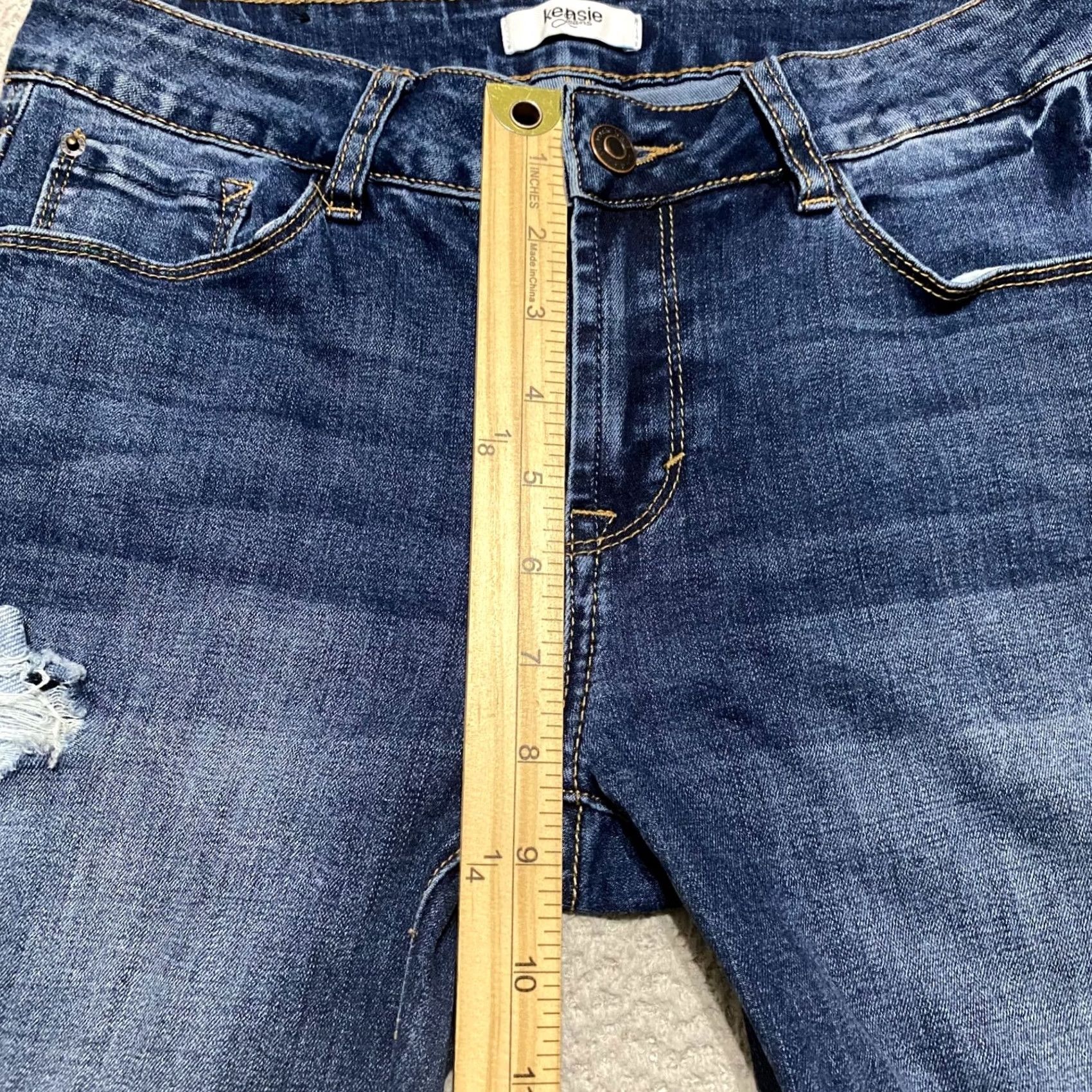 Vintage Kensie Jeans Jeans Blue Denim Medium Wash Mid Rise Ankle Distressed 27x24 5-Pocket Womens Size 26" / US 2 / IT 38 - 7 Thumbnail