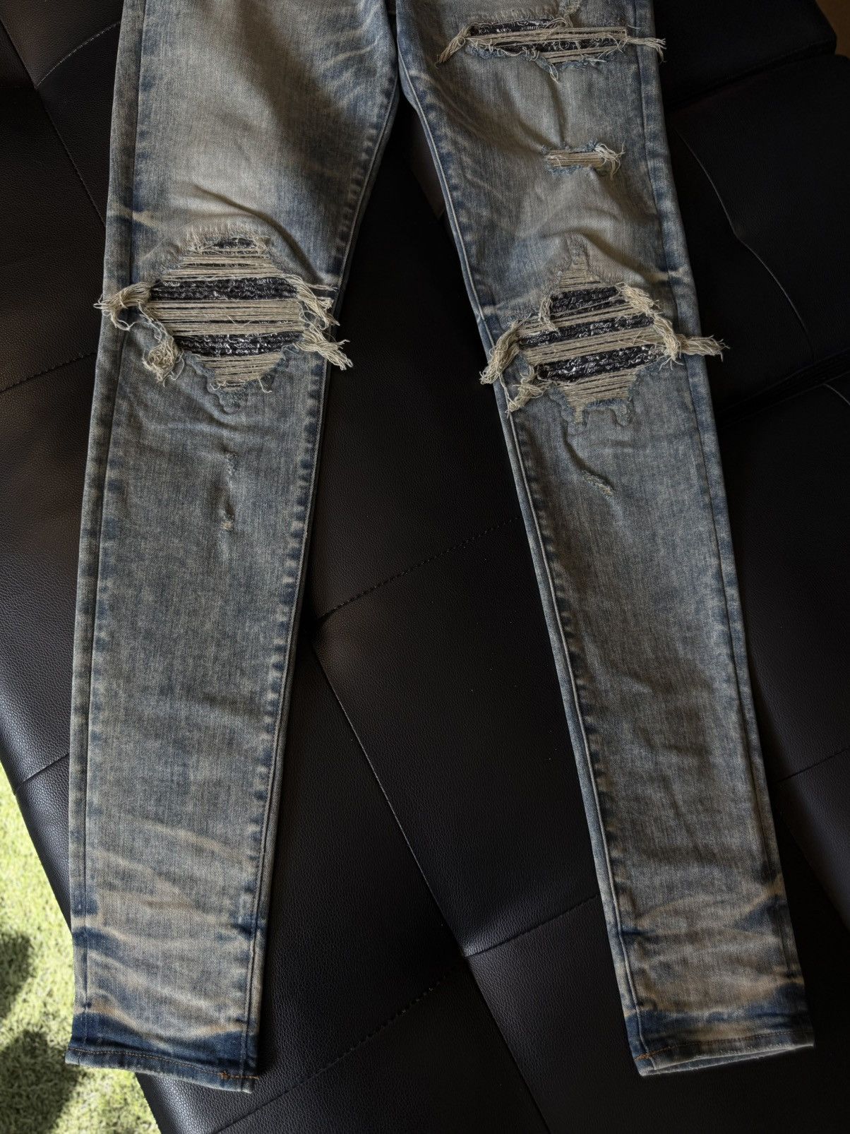 Amiri Amiri Blue Jeans Black Bandanna Patch Size 31 Flawless 🧼 Size US 31 - 2 Thumbnail
