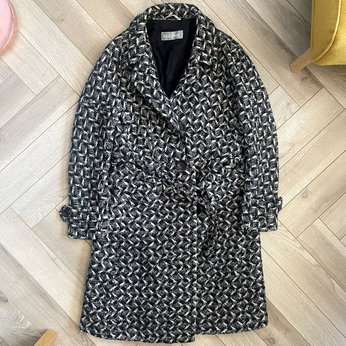 Max Mara Max Mara Mainline Virgin Wool Belted Trench Over Coat Size M / US 6-8 / IT 42-44 - 1 Thumbnail