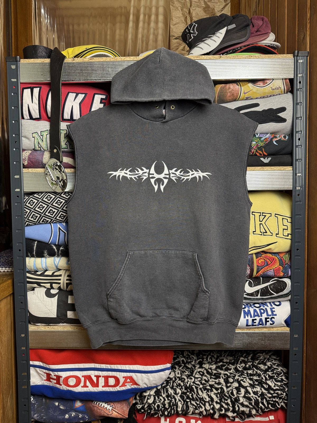Band Tees Soulfly Dark Ages Vintage Band Vest Hoodie Metal Size US M / EU 48-50 / 2 - 2 Thumbnail