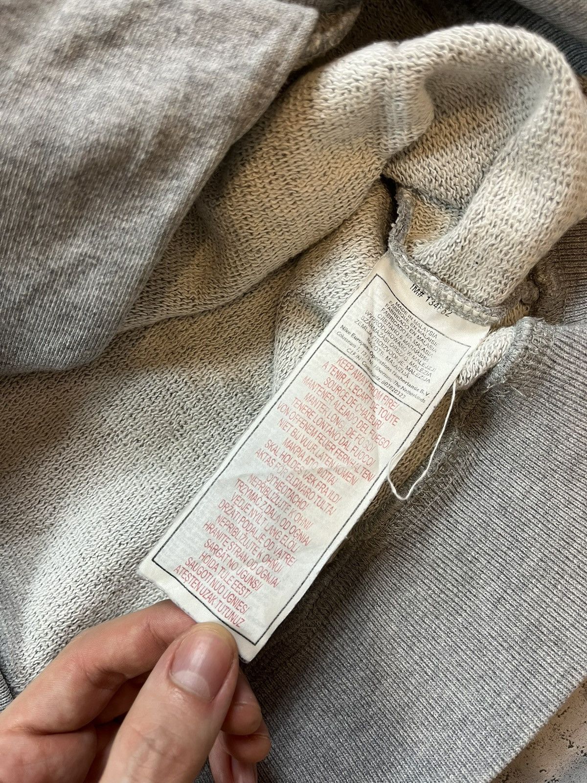 Nike × Vintage 90s Nike Air Vintage Y2K Oversized Zip Retro Logo Hoodie Size US L / EU 52-54 / 3 - 6 Thumbnail