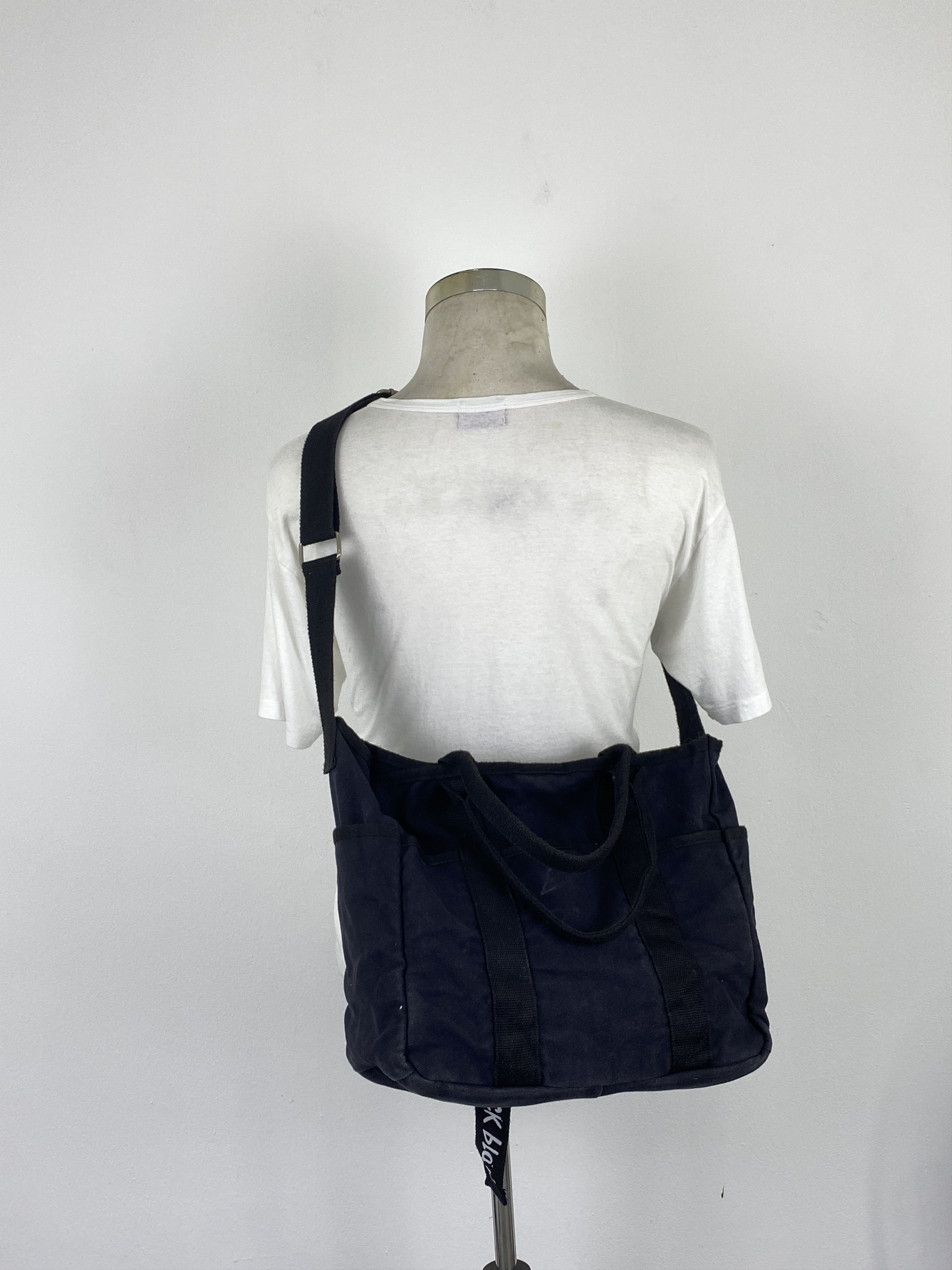 Japanese Brand × Vintage Vintage Japanese Brand Crossbody Bag BG0184 Size ONE SIZE - 2 Thumbnail