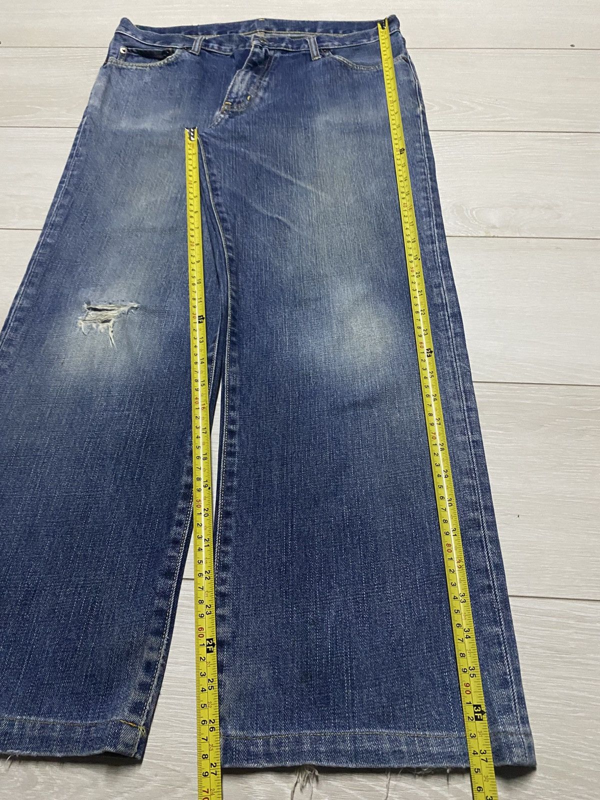 Japanese Brand Vintage Uniqlo S-002 Fade Wash Distressed Baggy Jeans Size US 30 / EU 46 - 12 Thumbnail