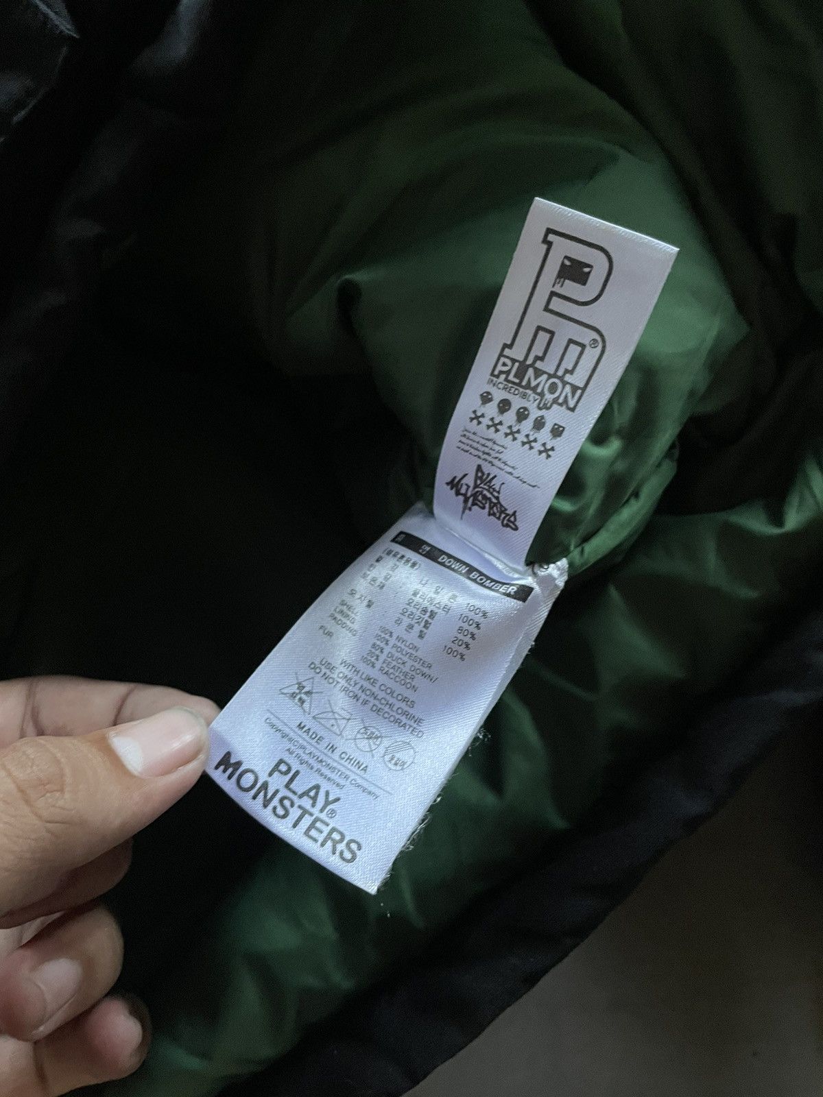 Japanese Brand 2000’s PlayMonsters - Fur Down Jacket Parkas Black Size US L / EU 52-54 / 3 - 12 Thumbnail