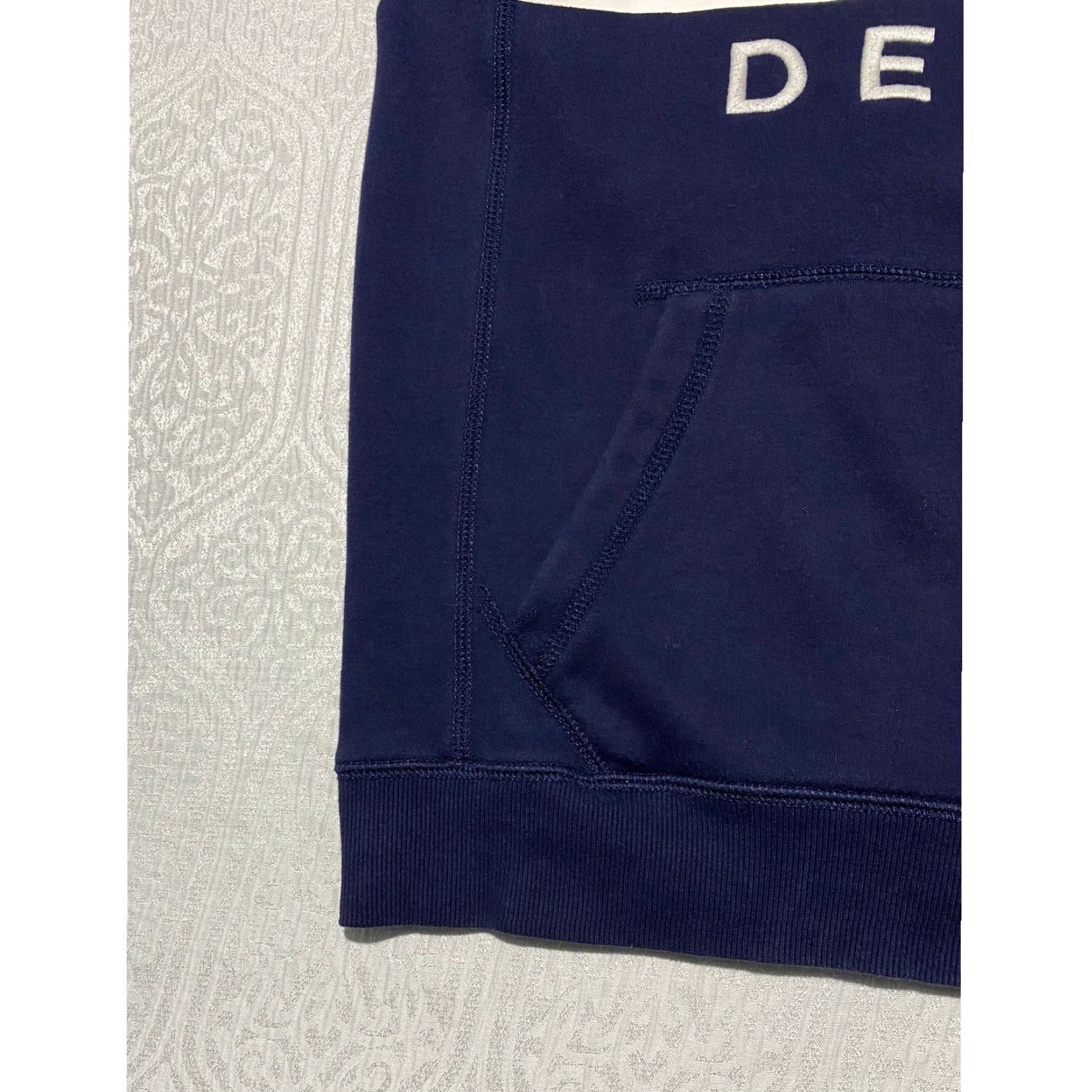 Tommy Hilfiger Tommy Hilfiger Hoodie Navy Blue Logo Patch Hooded Sweatshirt M Size US M / EU 48-50 / 2 - 2 Thumbnail
