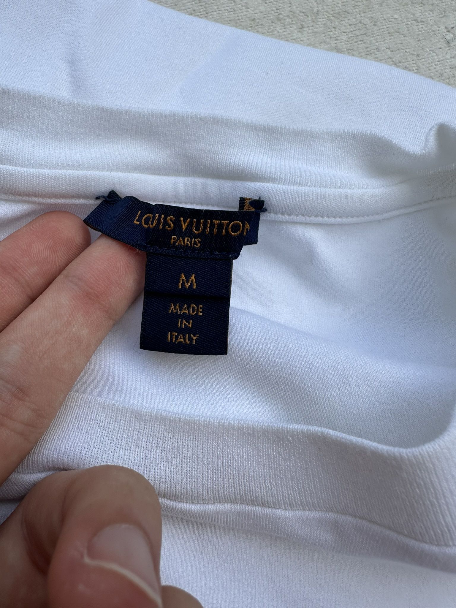 Louis Vuitton Louis Vuitton T-Shirt Trunks & Bags Logo White Size M / US 6-8 / IT 42-44 - 9 Thumbnail